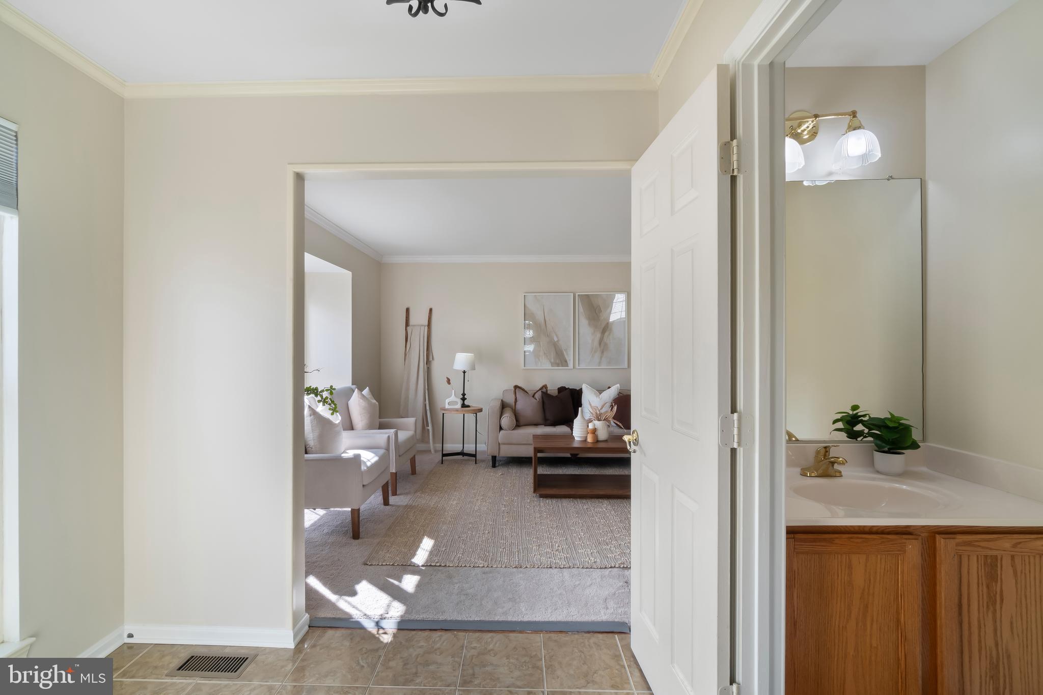 SILVER HILL FARM - Residential