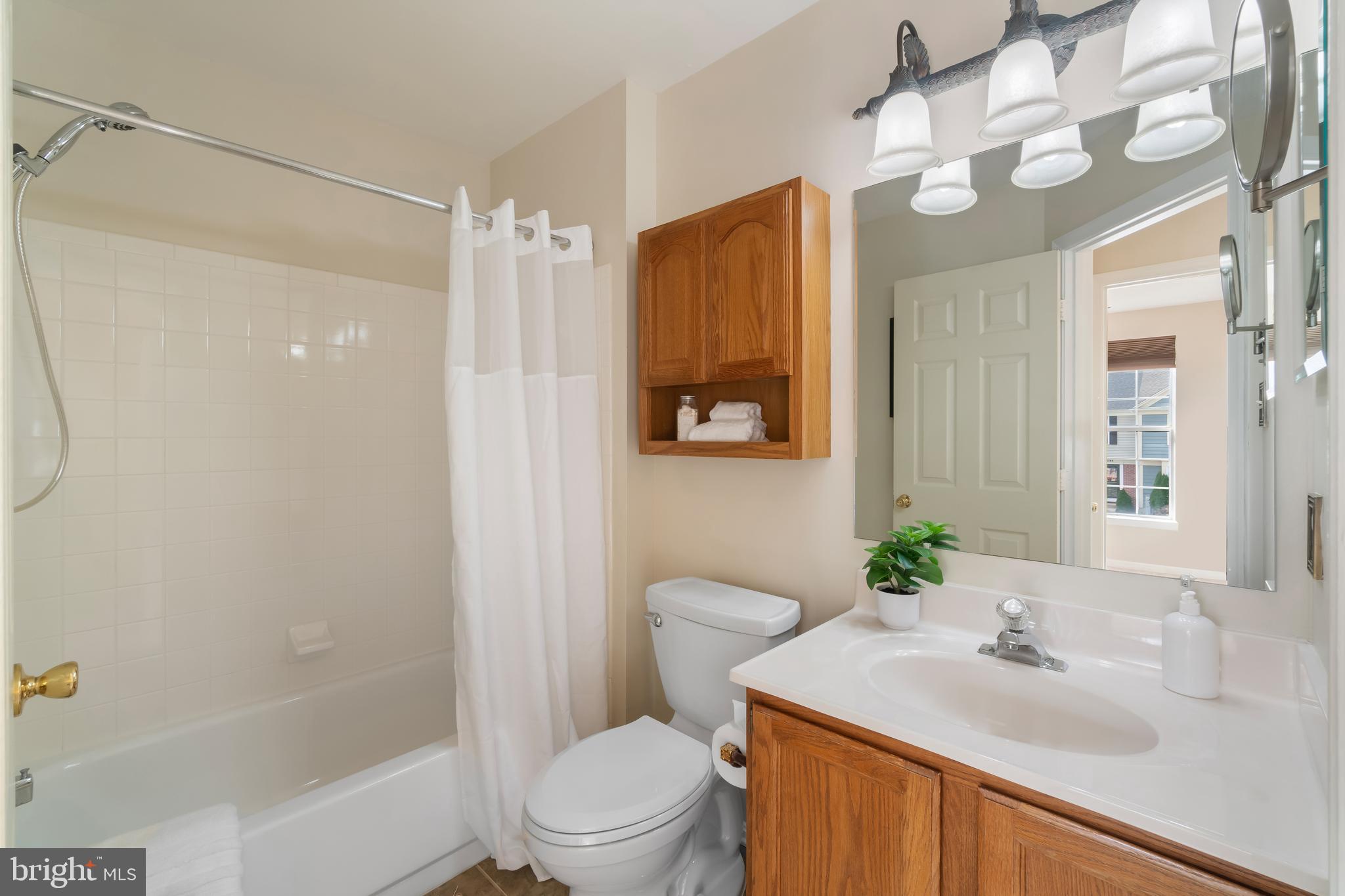 SILVER HILL FARM - Residential