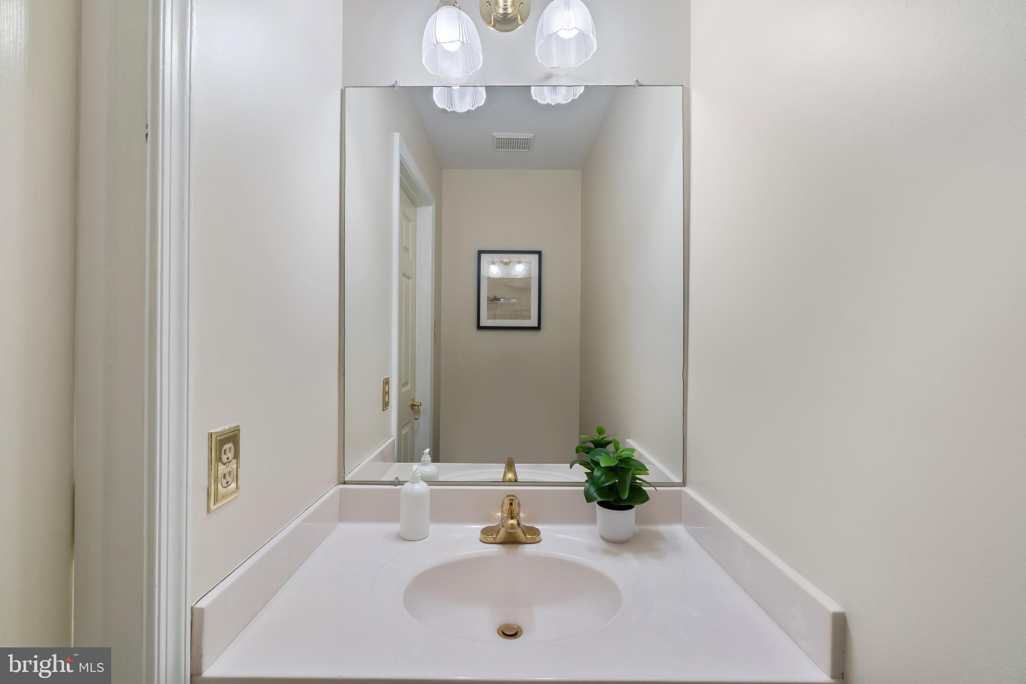 SILVER HILL FARM - Residential