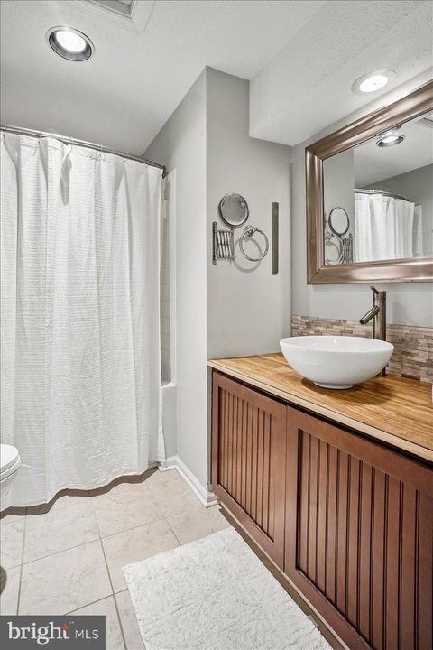 Tiny photo for 27 S Floyd Street, ALEXANDRIA, VA 22304 (MLS # VAAX2060766)