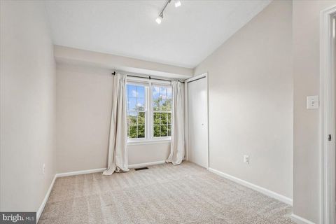 Tiny photo for 27 S Floyd Street, ALEXANDRIA, VA 22304 (MLS # VAAX2060766)