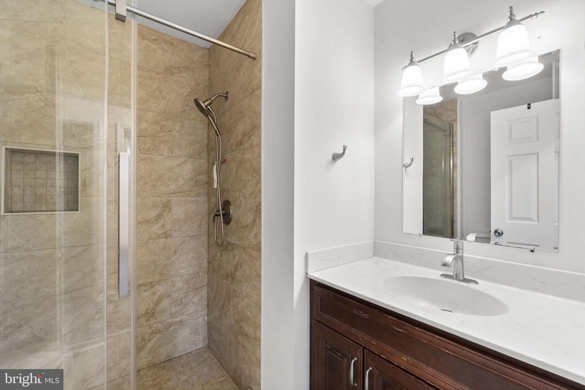 COVERS CORNER - Residential