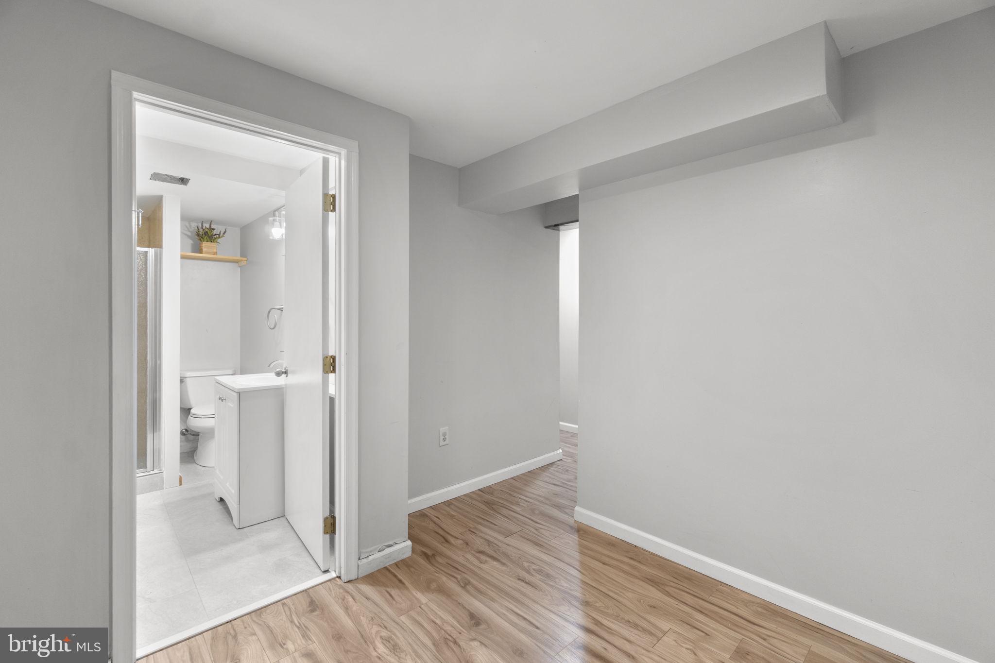 COVERS CORNER - Residential