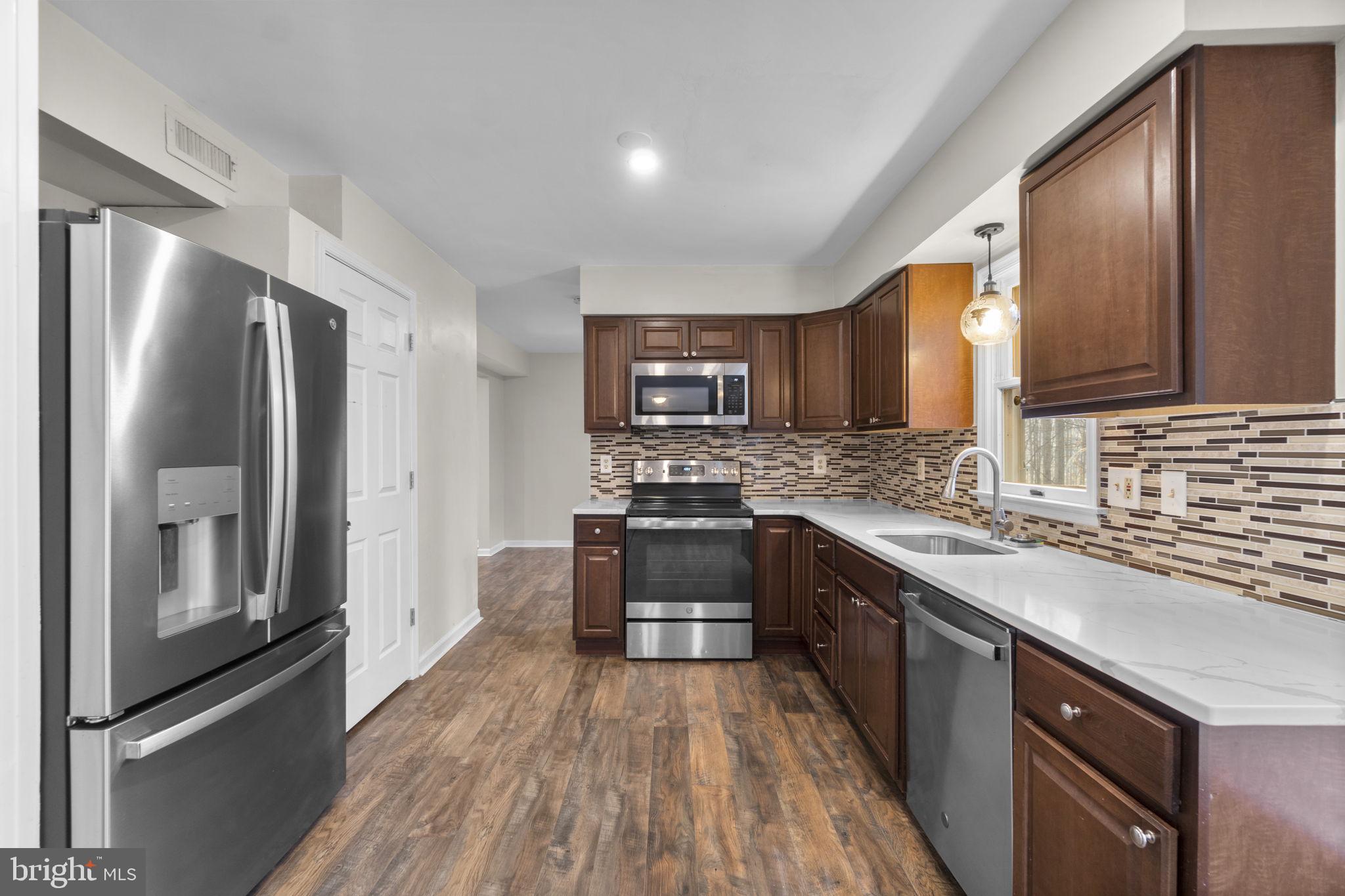 COVERS CORNER - Residential