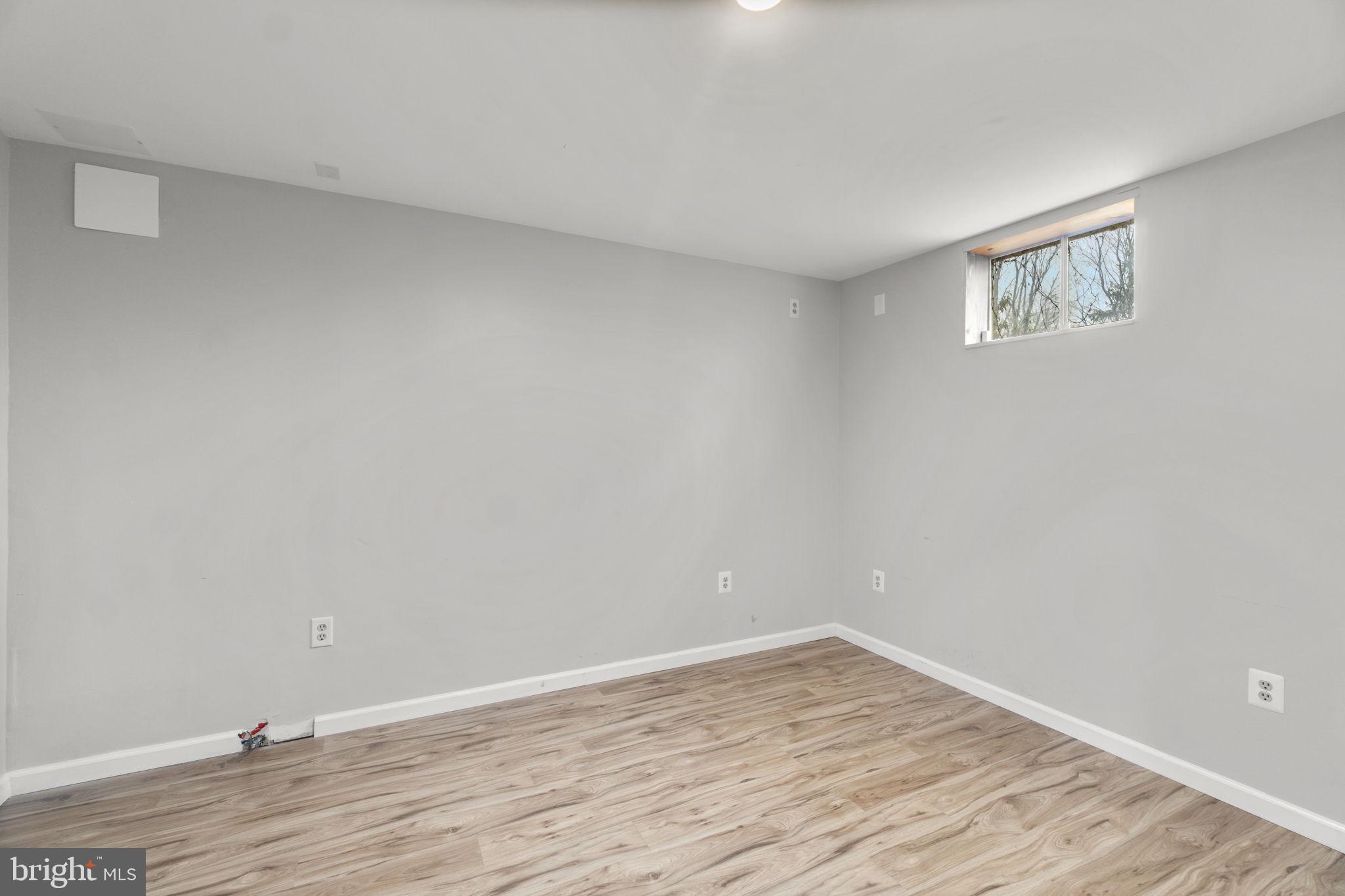 COVERS CORNER - Residential