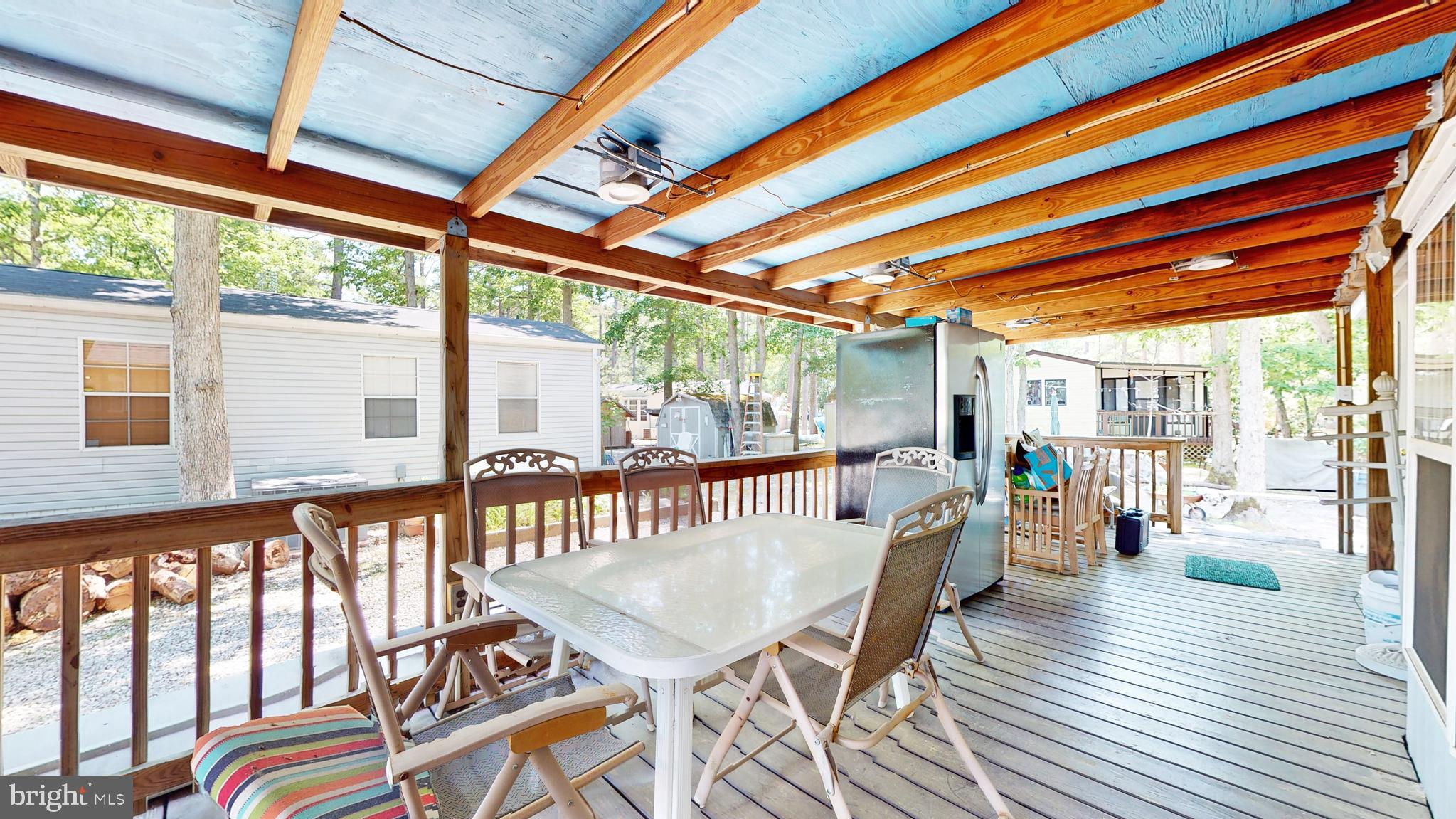 110 LAZY RIVER CAMGROUND