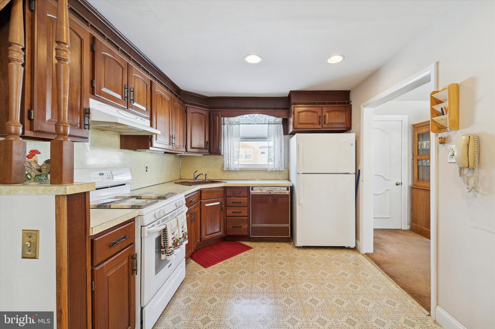 CAMBRIDGE ESTS - Residential