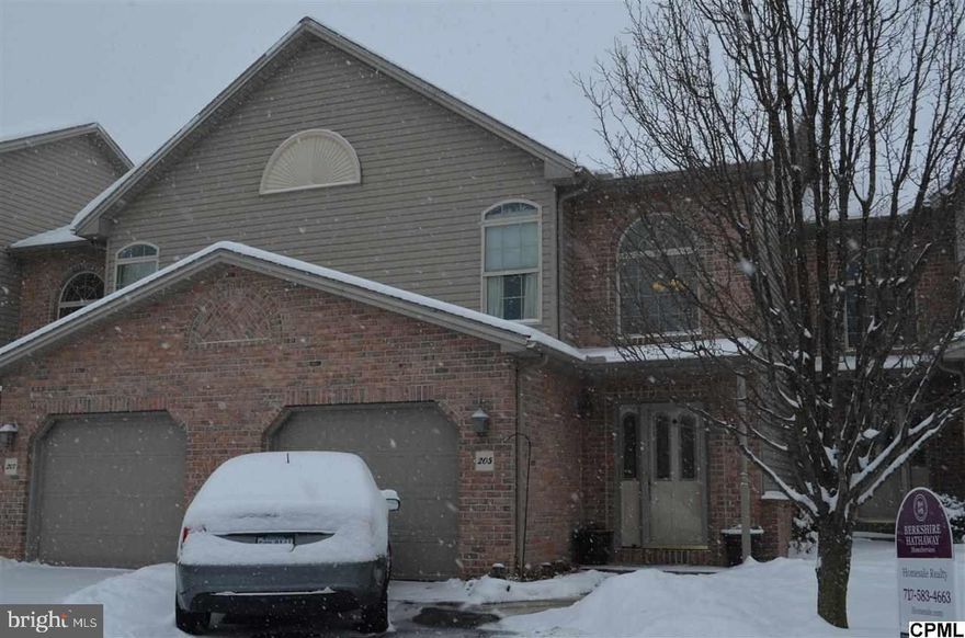 Move right into this well-kept 3 BR/2.5 Bath townhome. Home features freshly painted, neutral decor throughout, large living room w/gas FP, kitchen w/gas range, pantry. Hardwood flrs on most of first floor. Master suite includes walk-in closet, whirlpool tub & separate shower. One car garage, all this & more situated on a private rear lot with patio. Refrigerator, washer and dryer negotiable. Schedule a showing today!