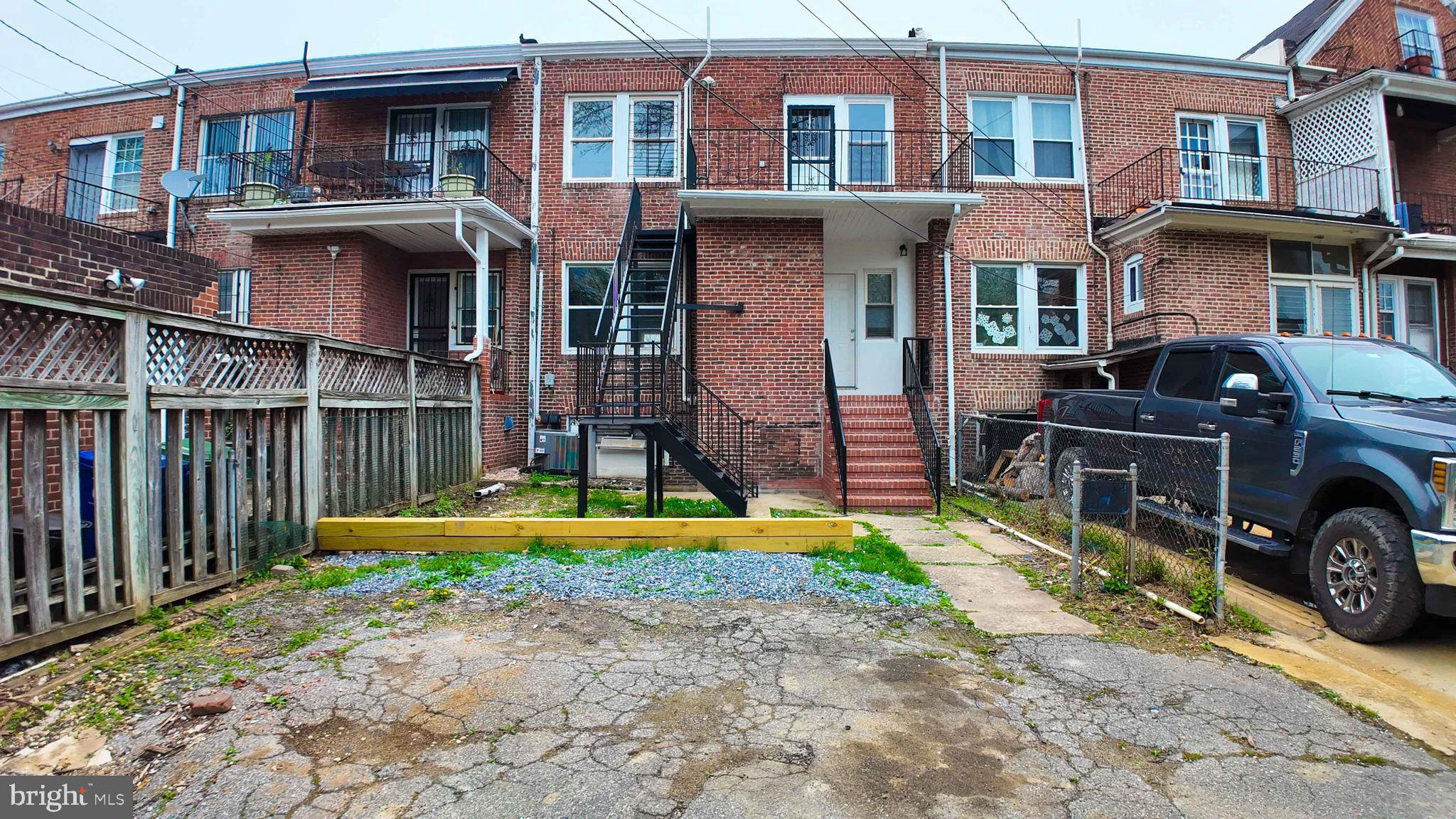 WAVERLY - Residential