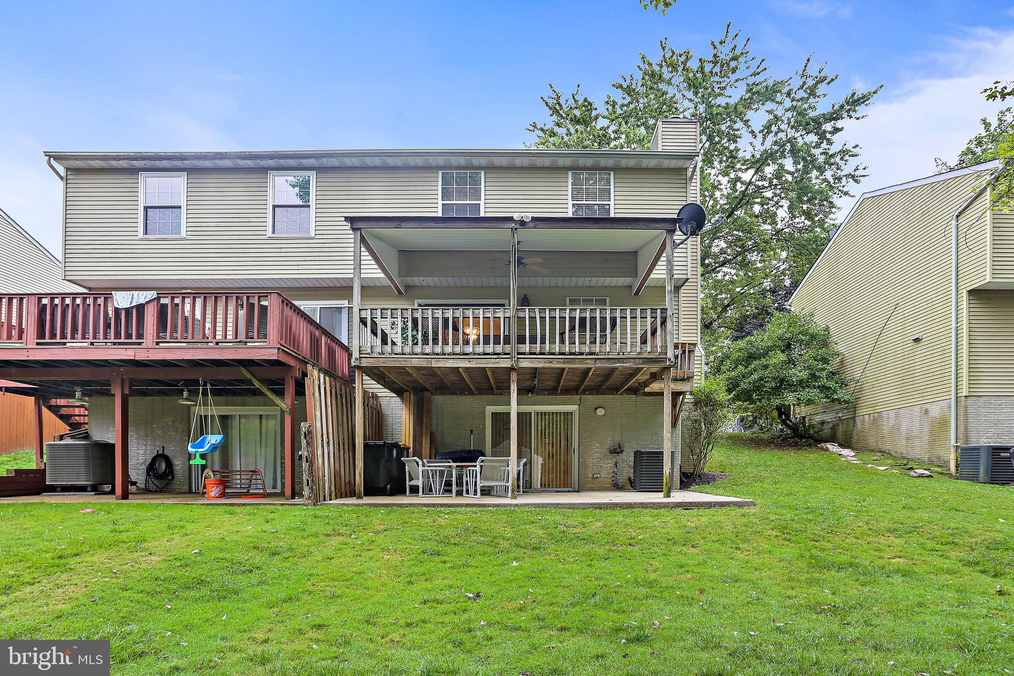 LEXINGTON RUN - Residential