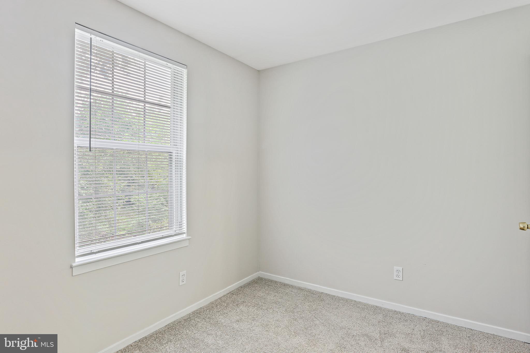 LEXINGTON RUN - Residential