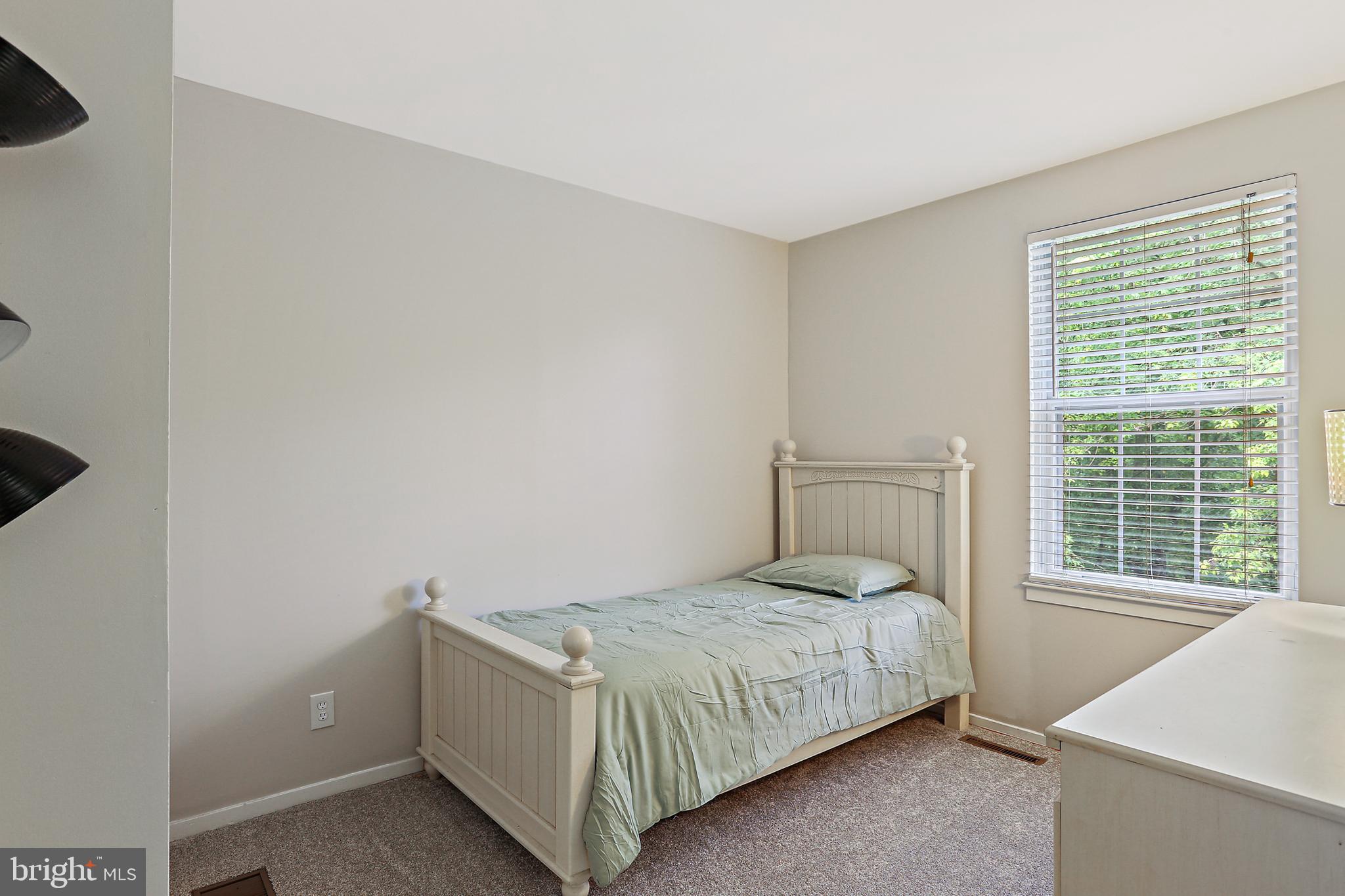 LEXINGTON RUN - Residential