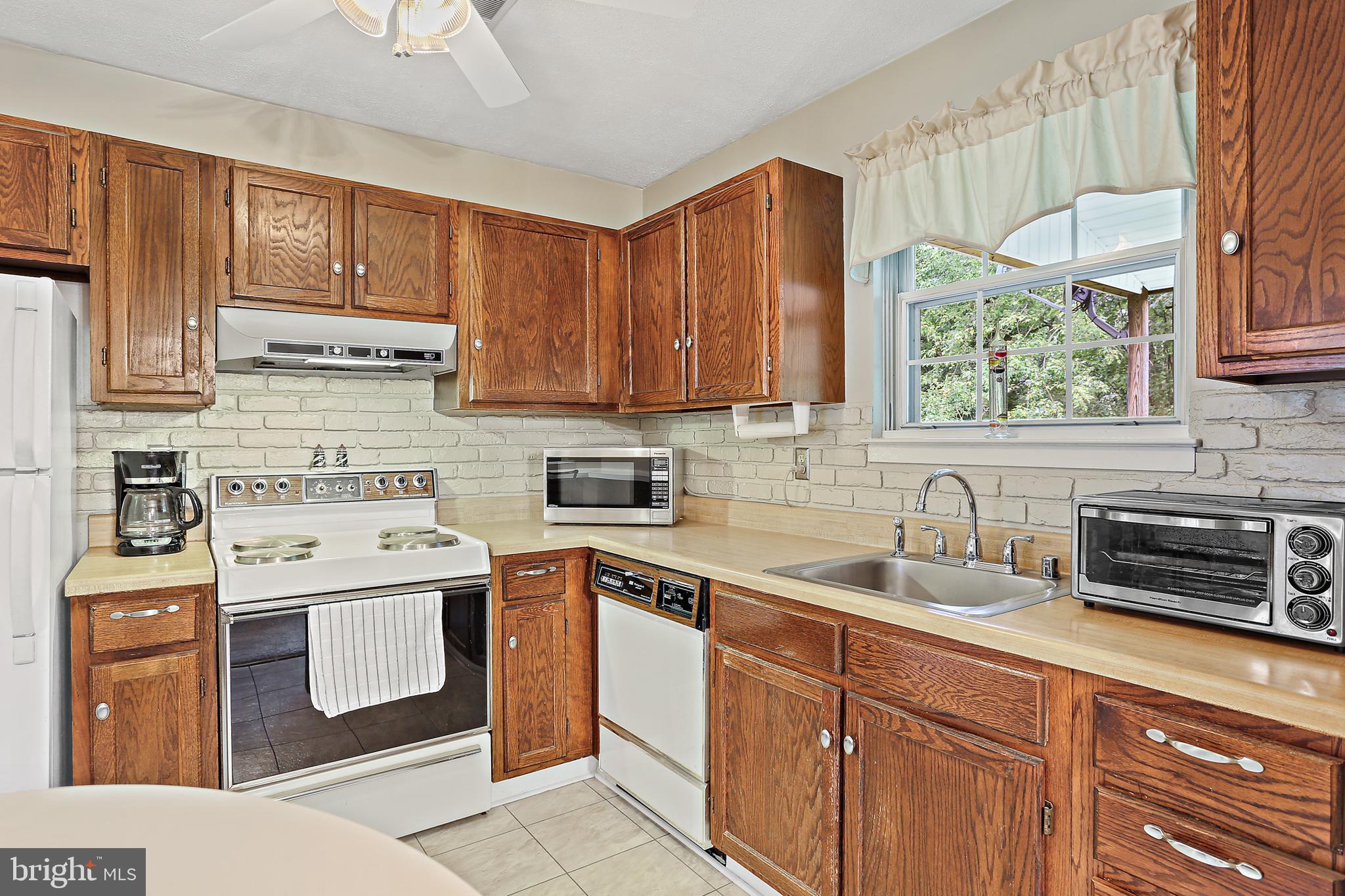 LEXINGTON RUN - Residential