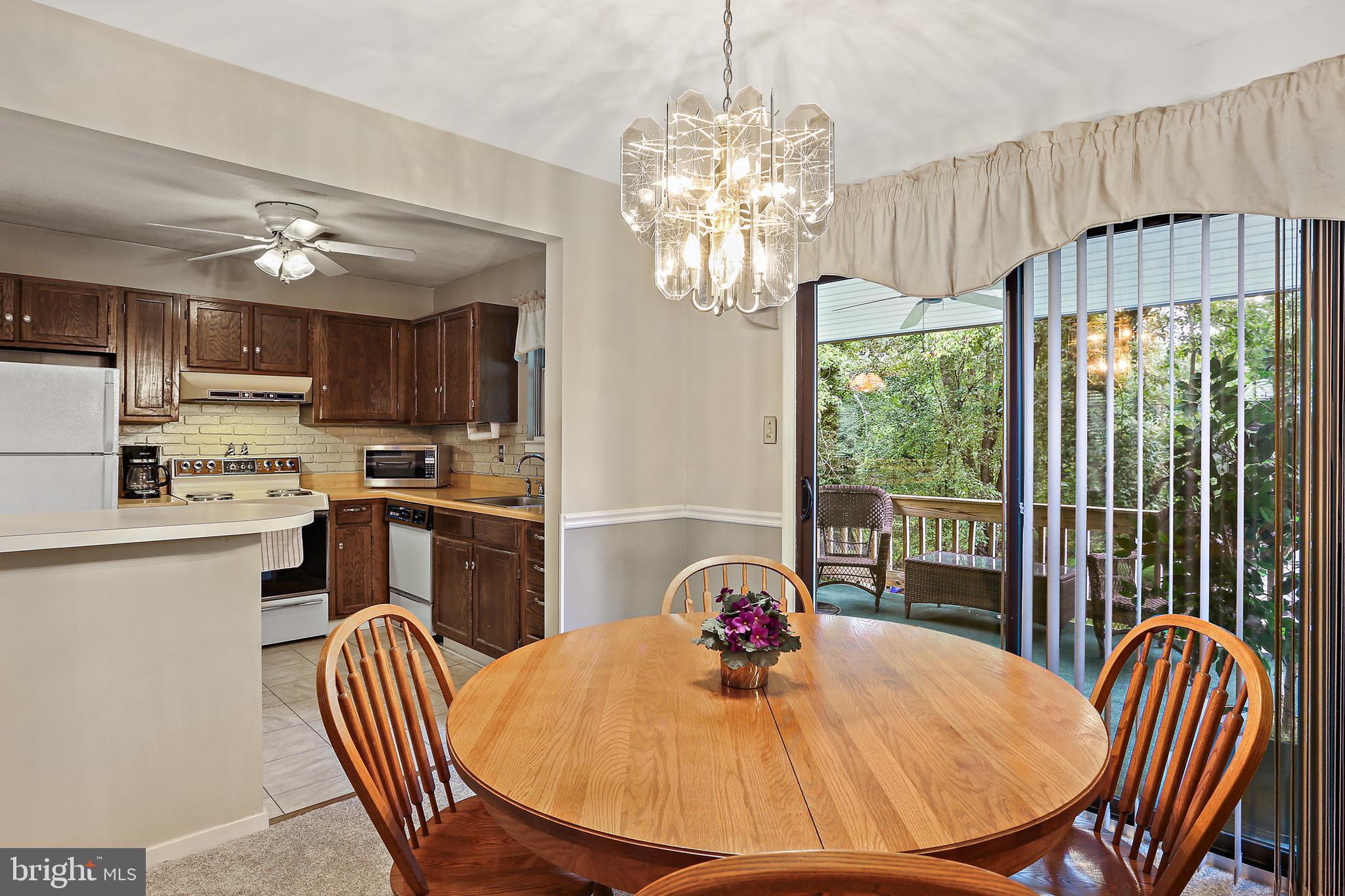 LEXINGTON RUN - Residential