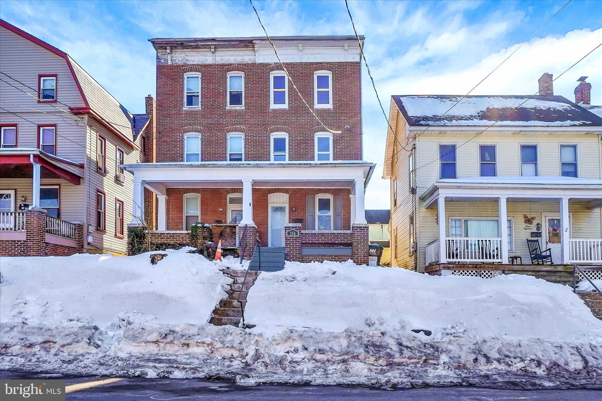 RED LION - Residential