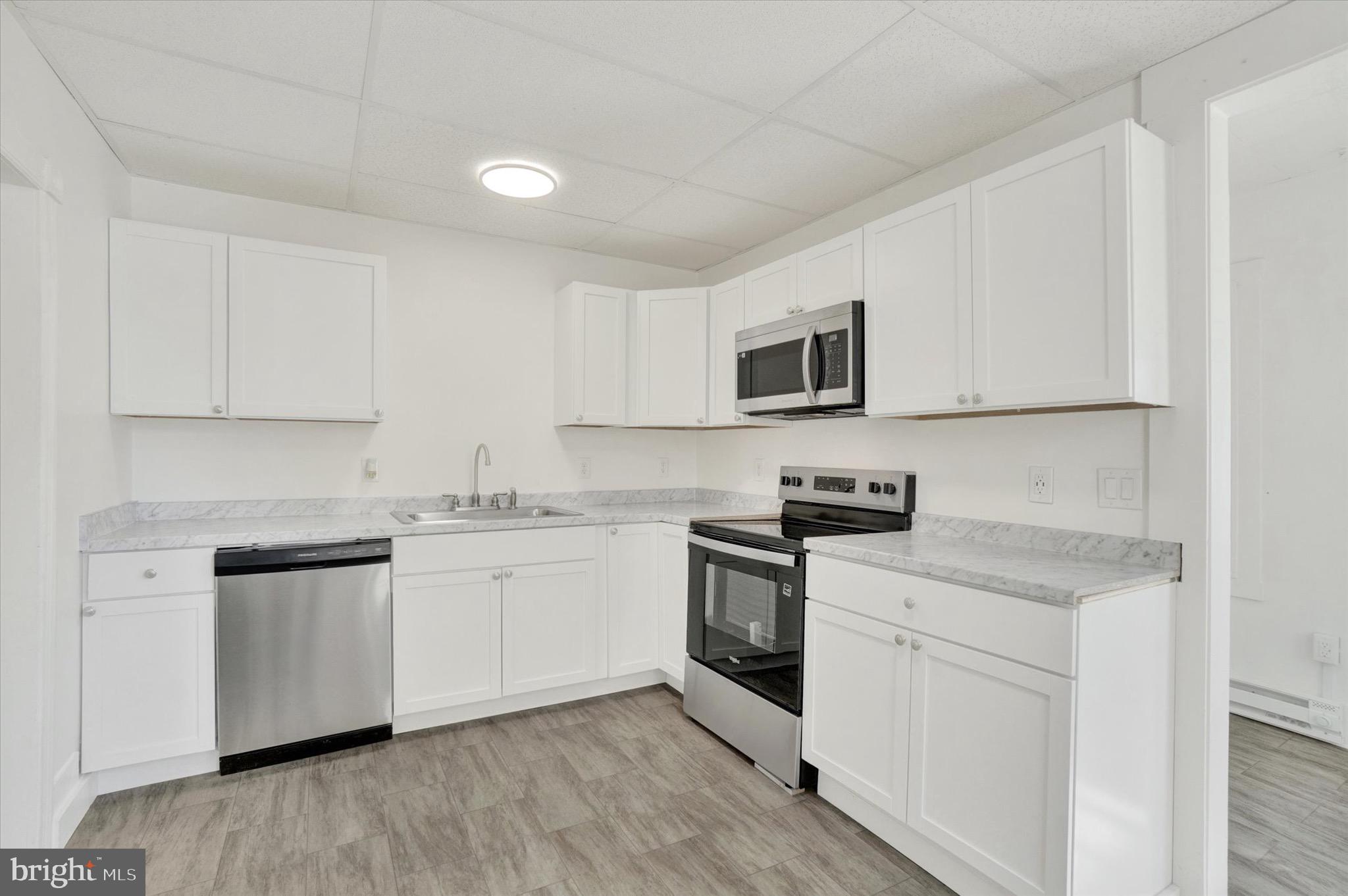 RED LION - Residential