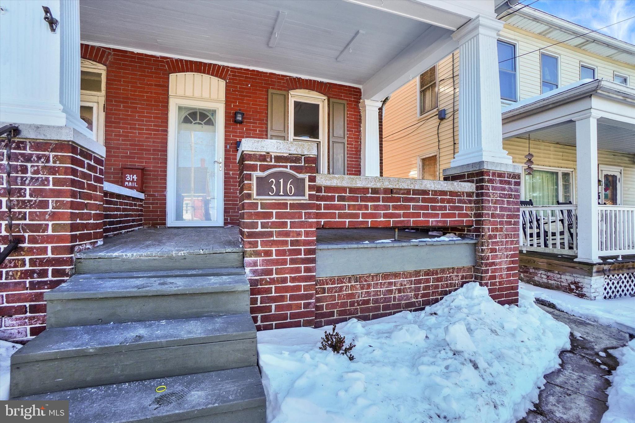 RED LION - Residential