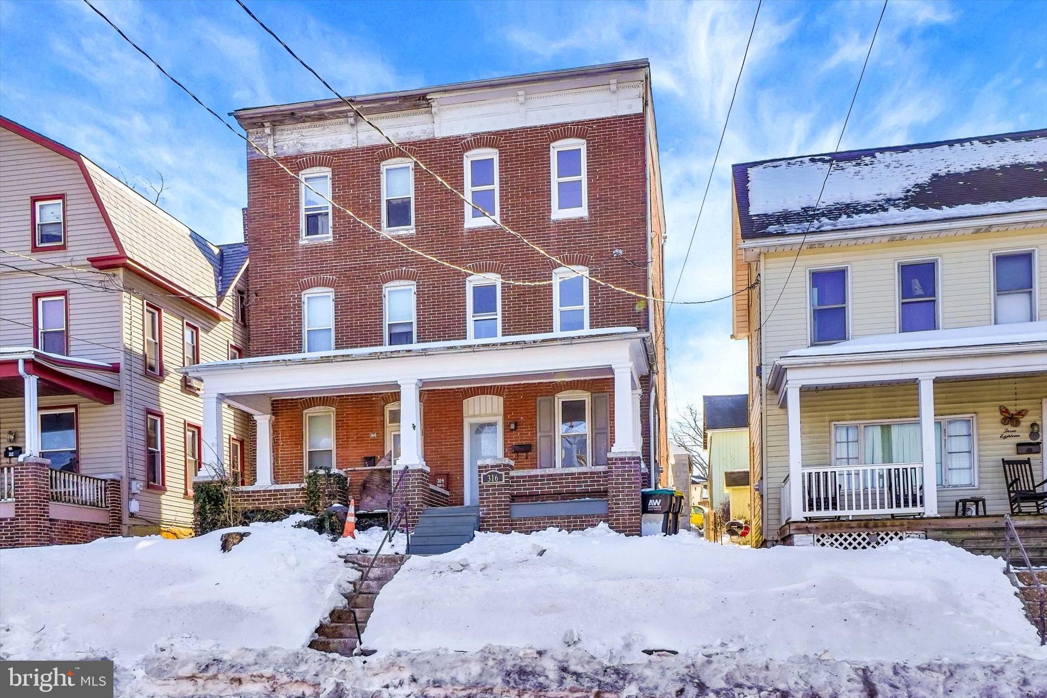 RED LION - Residential