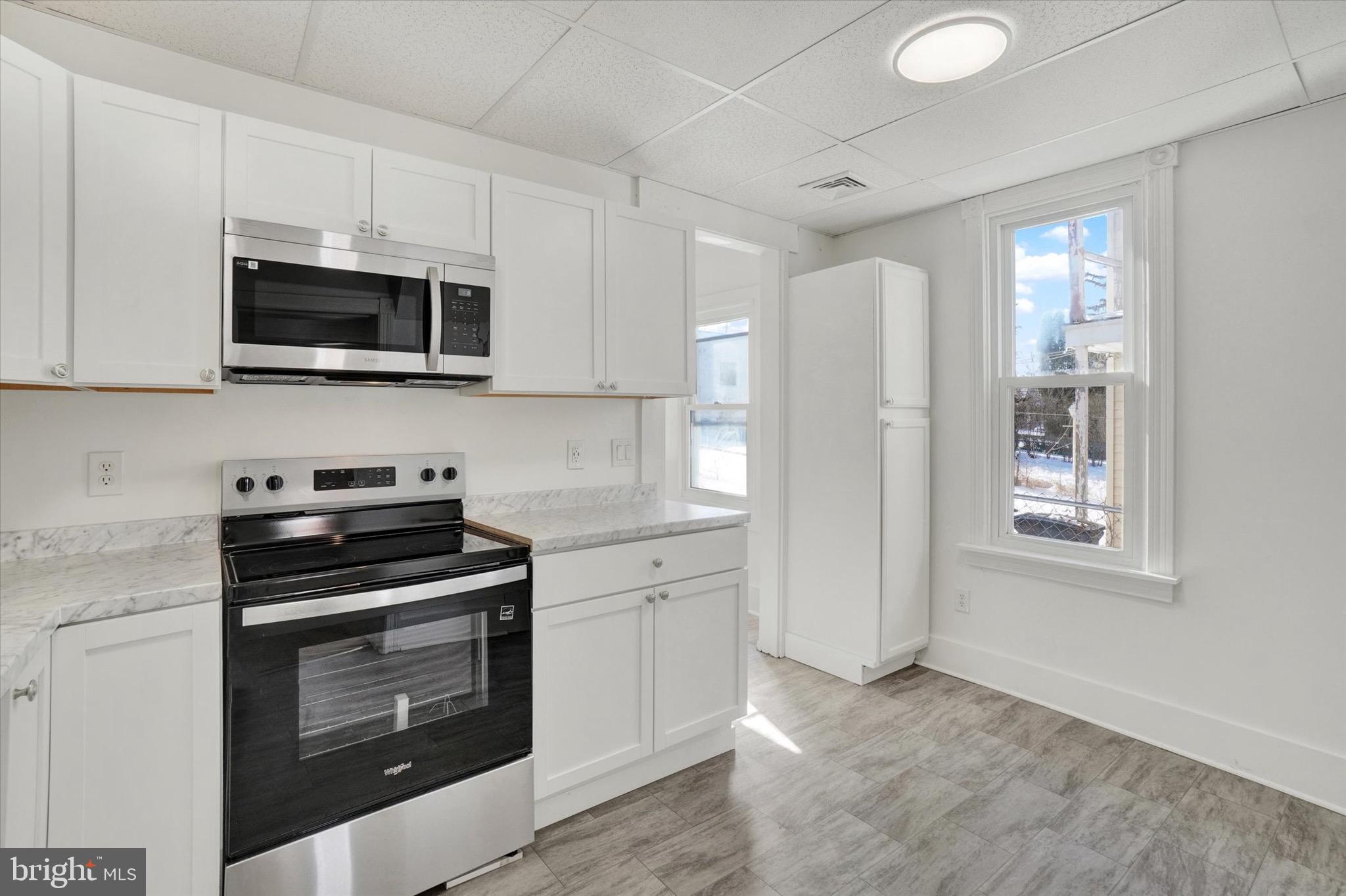 RED LION - Residential