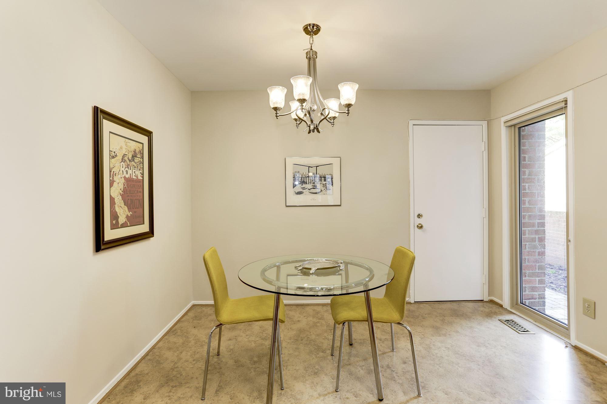 FAWSETT FARMS MANOR - Residential