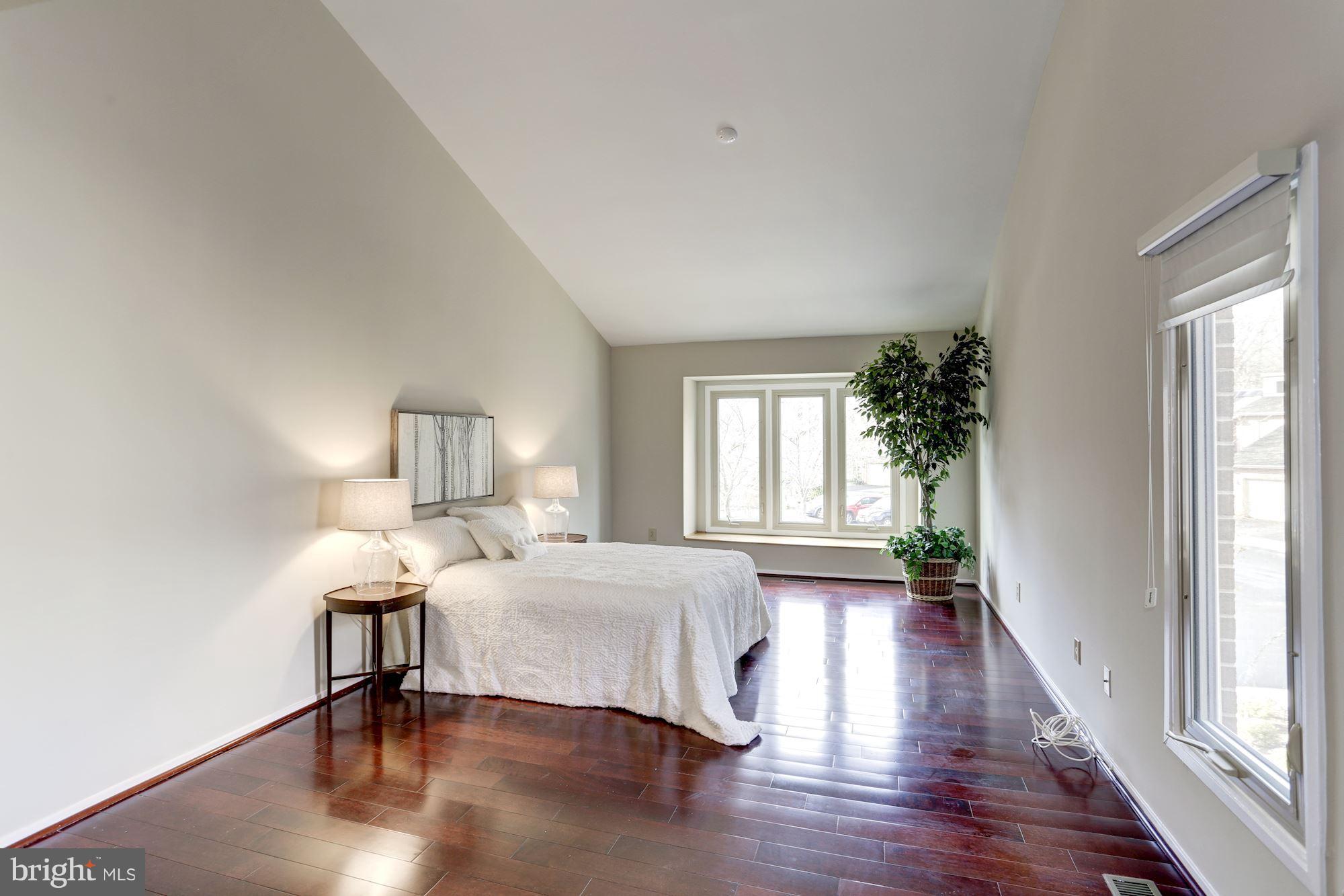 FAWSETT FARMS MANOR - Residential