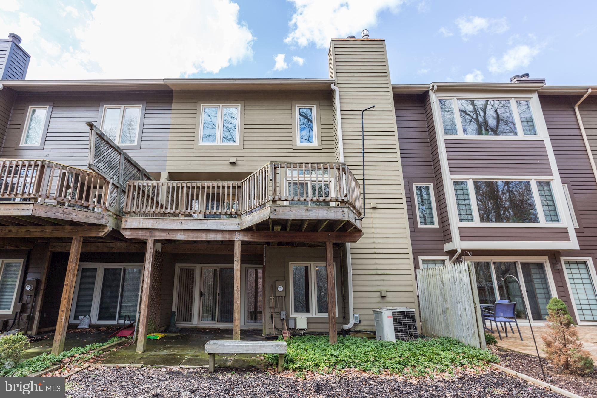 FAWSETT FARMS MANOR - Residential