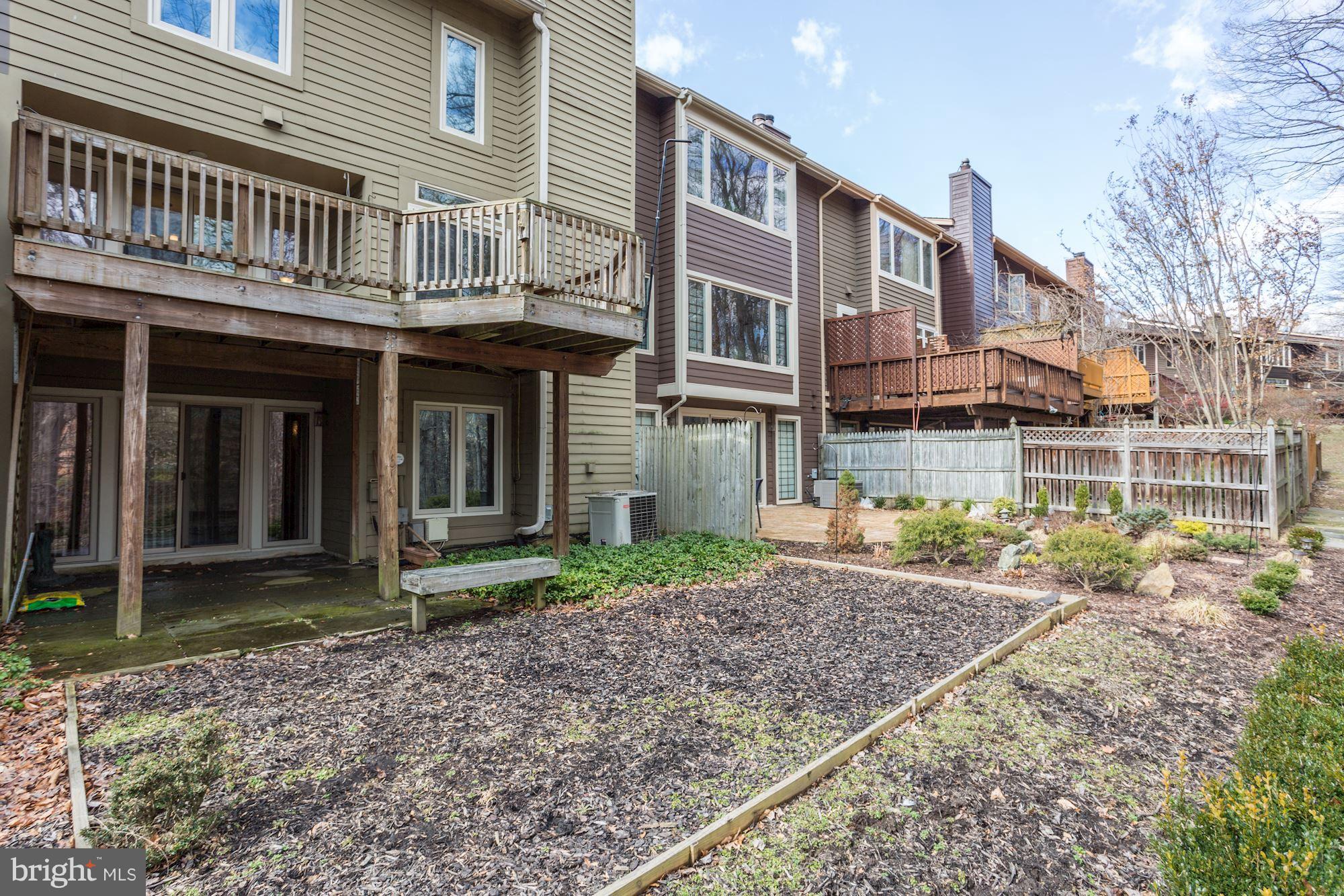 FAWSETT FARMS MANOR - Residential