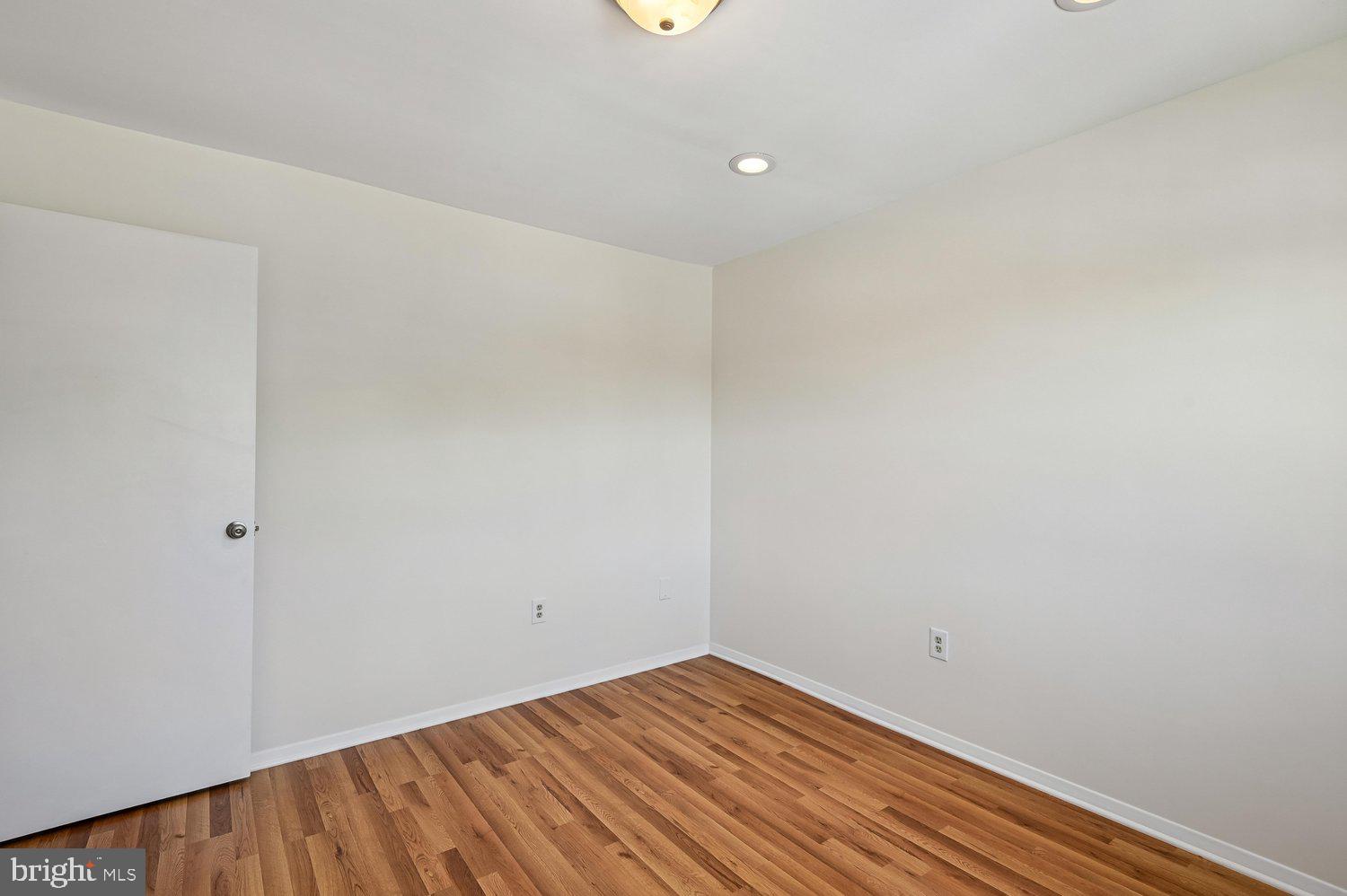 DREXEL WOODS - Residential