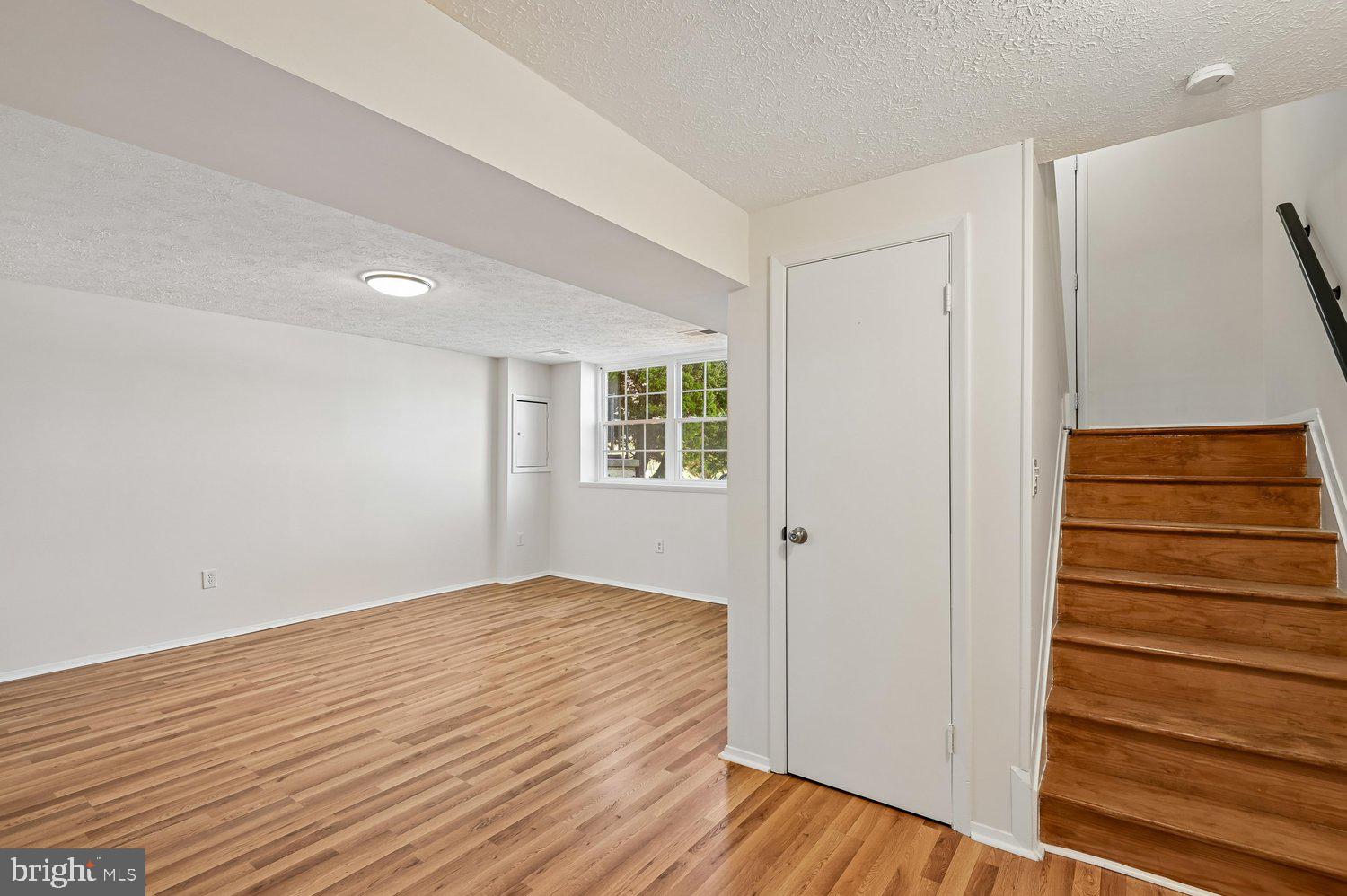 DREXEL WOODS - Residential