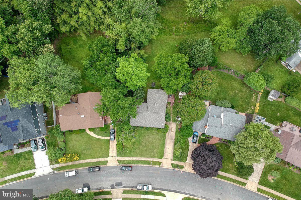 DUNN LORING WOODS - Residential