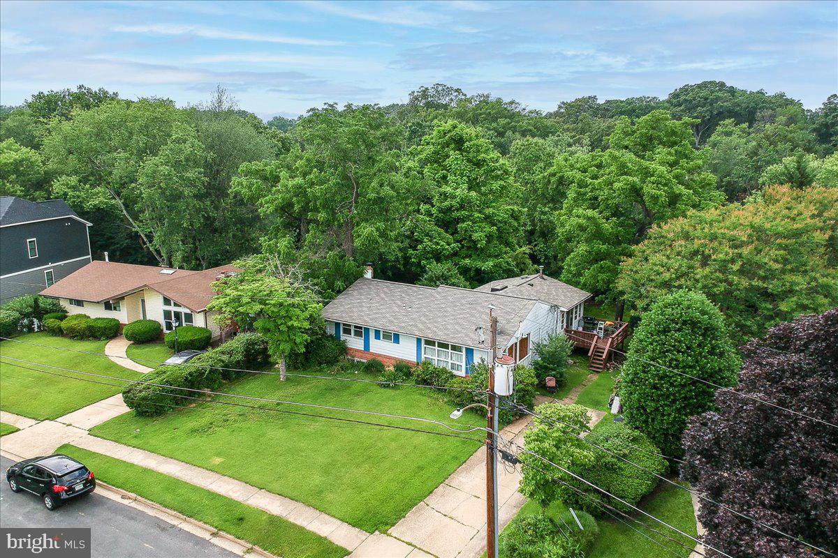 DUNN LORING WOODS - Residential