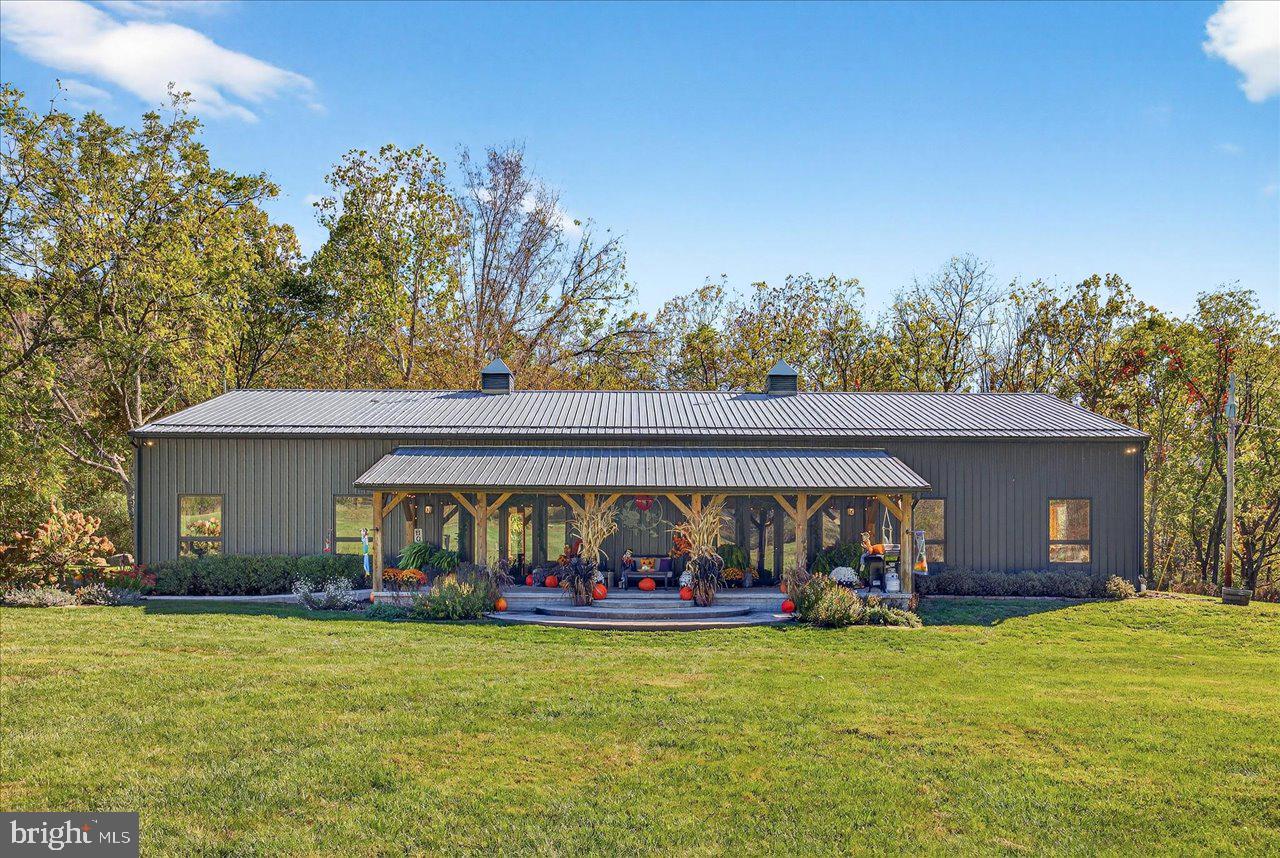30 POLECAT HOLLOW BOULEVARD