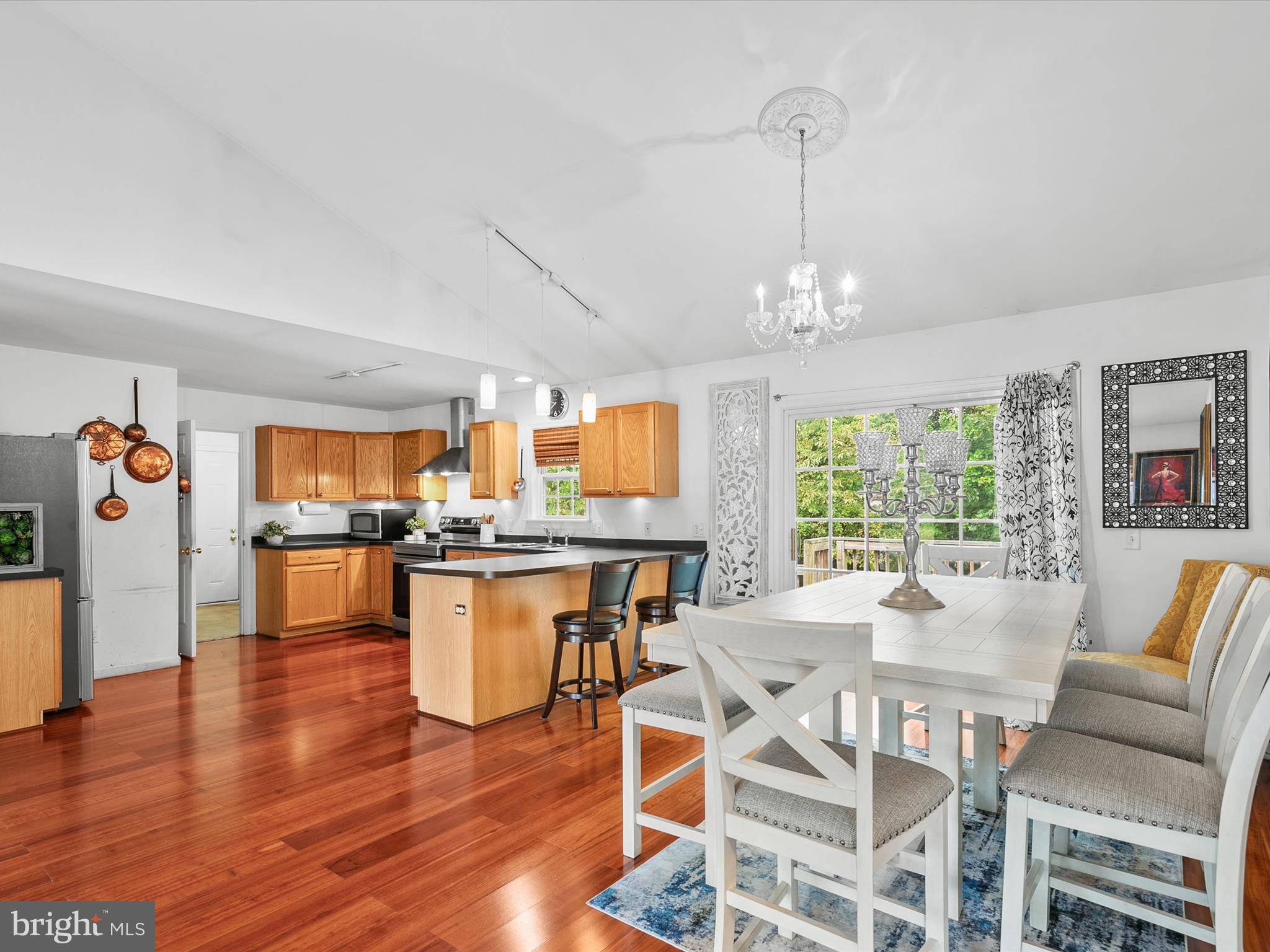 OAK CREST FARM - Residential