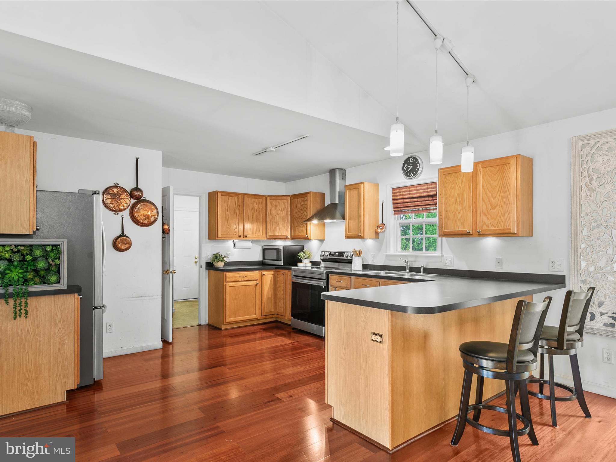 OAK CREST FARM - Residential