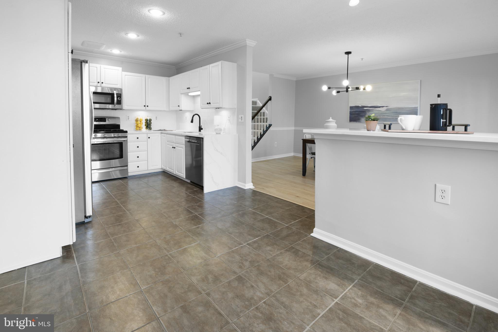 CHRISTIE ESTATES - Residential