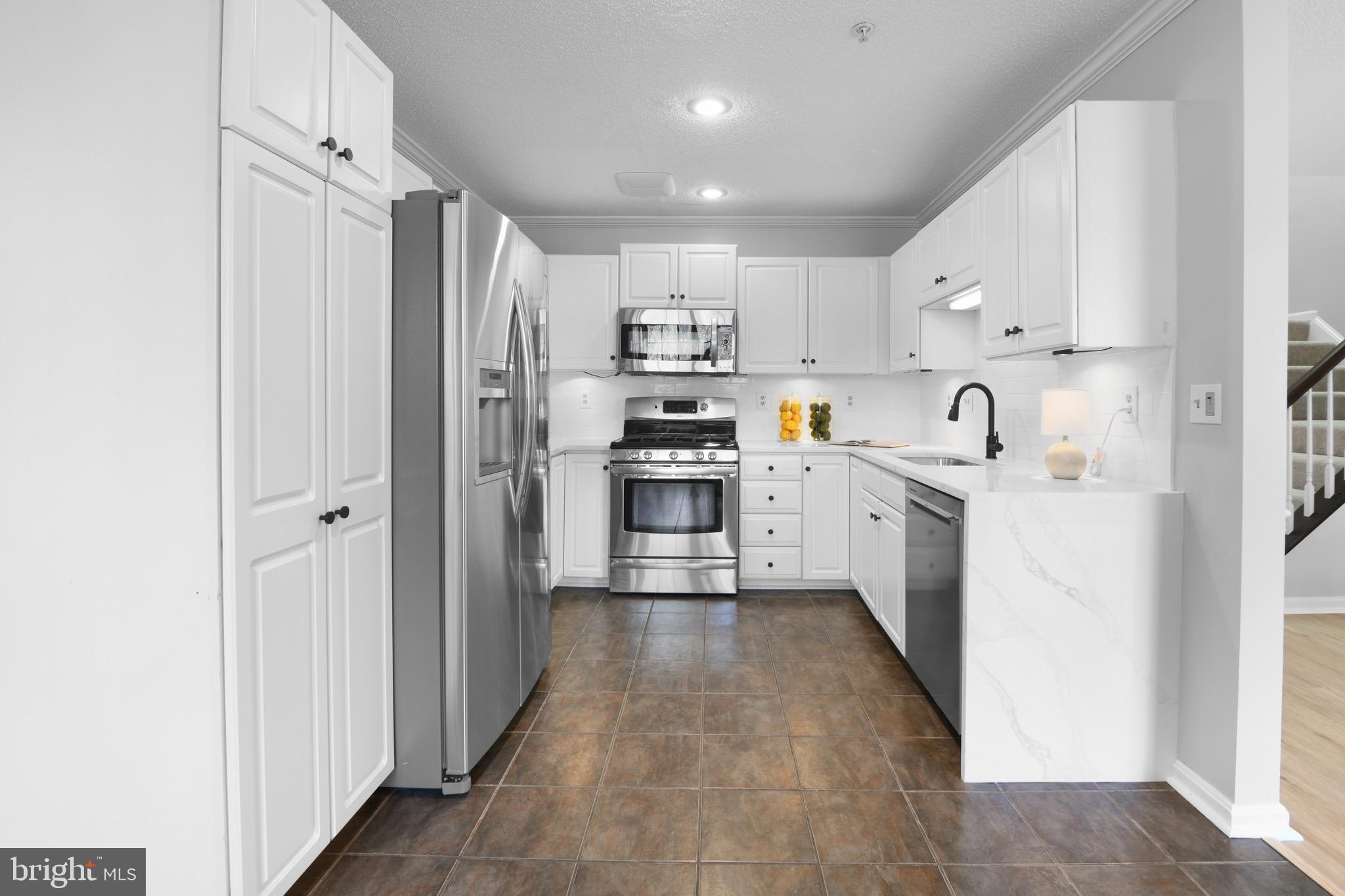 CHRISTIE ESTATES - Residential