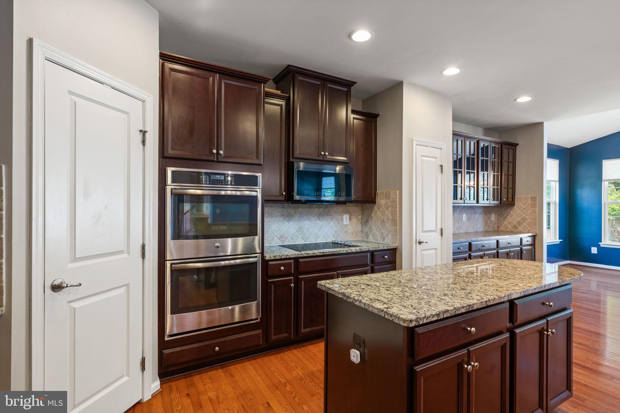 3175 FLEDGLING CIRCLE