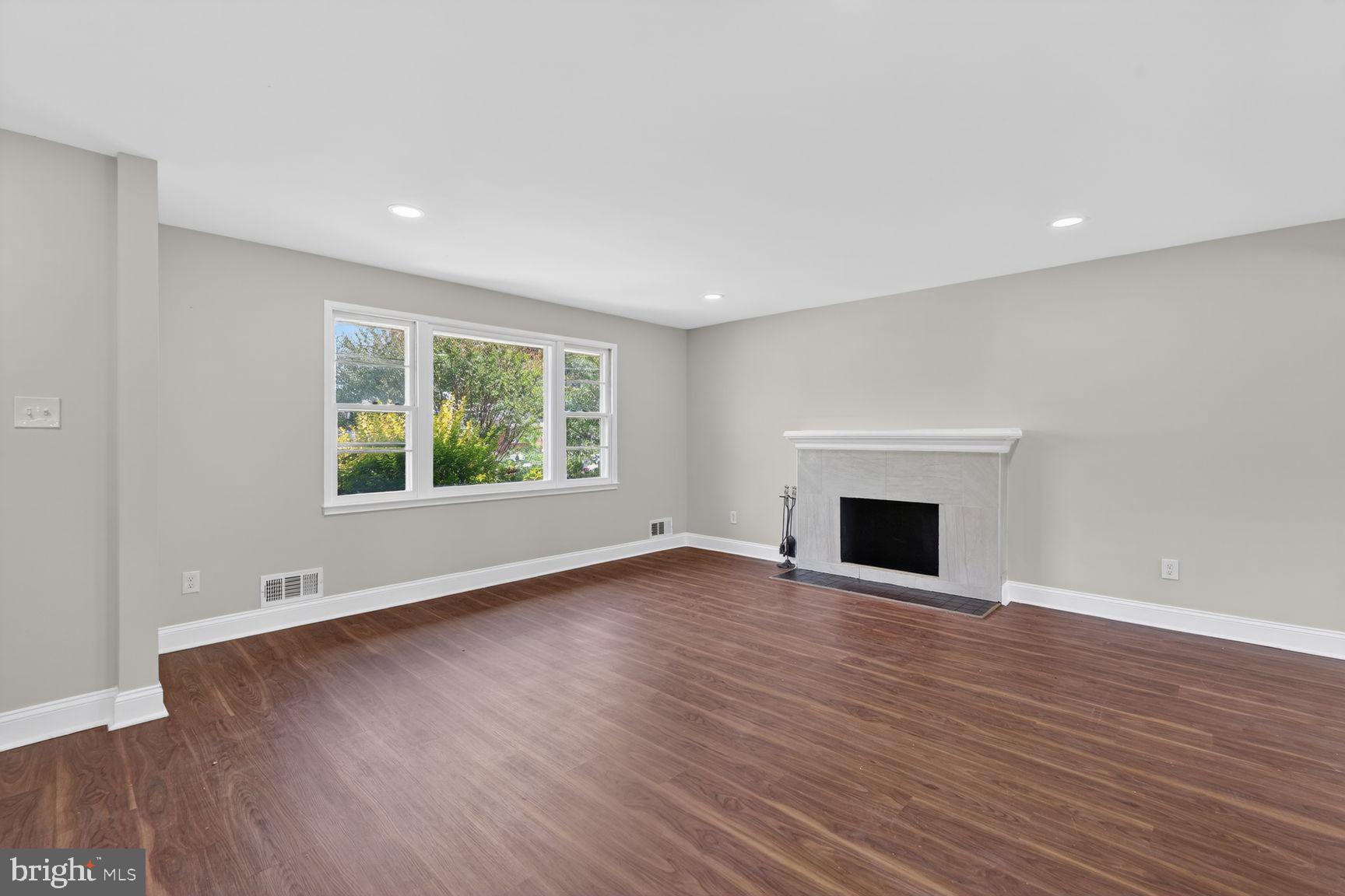 8109 CARRICK LANE