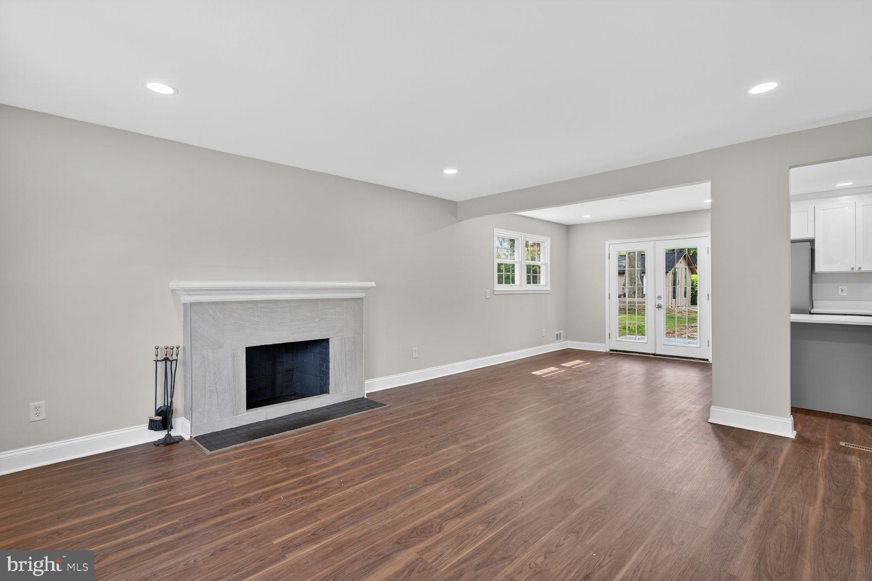 8109 CARRICK LANE