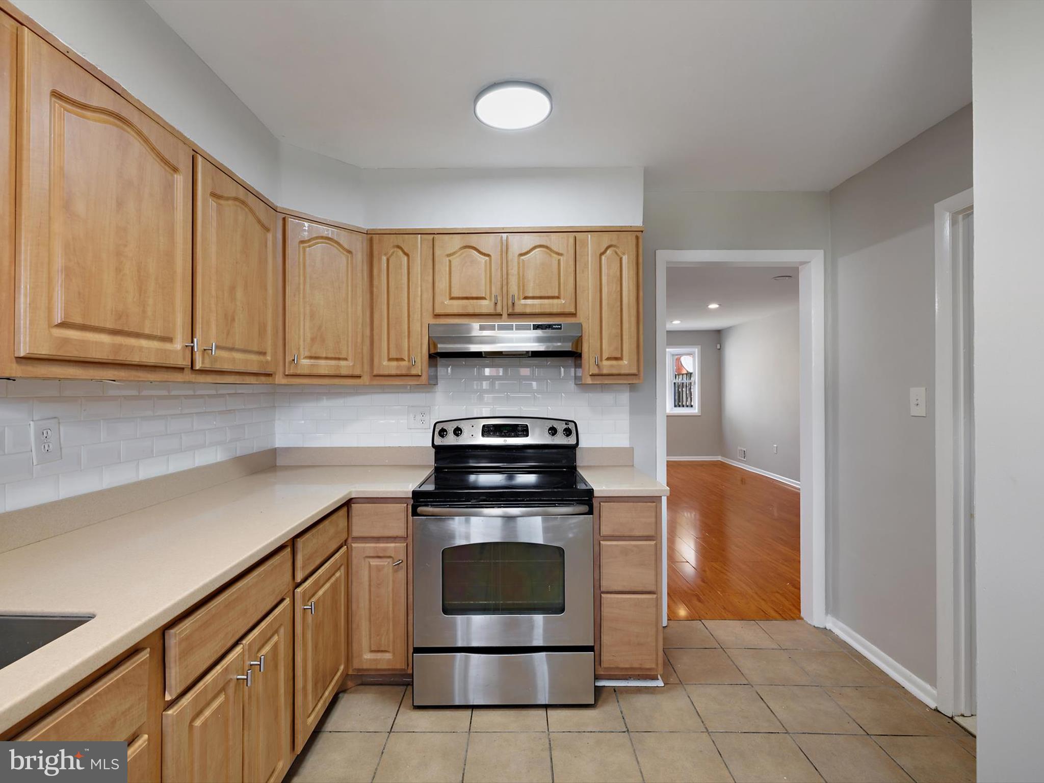 ANDREWS VILLAGE CONDOMIN - Residential