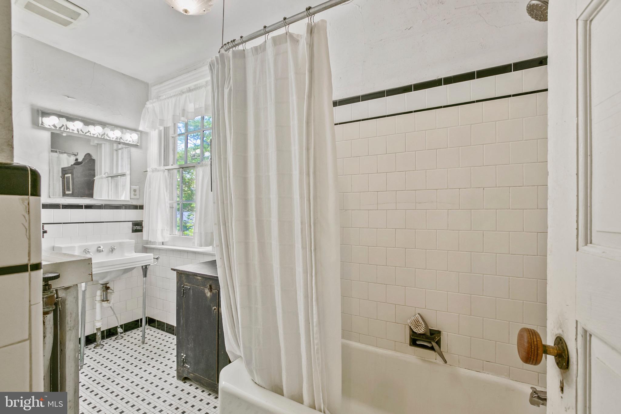 SUDBROOK PARK - Residential