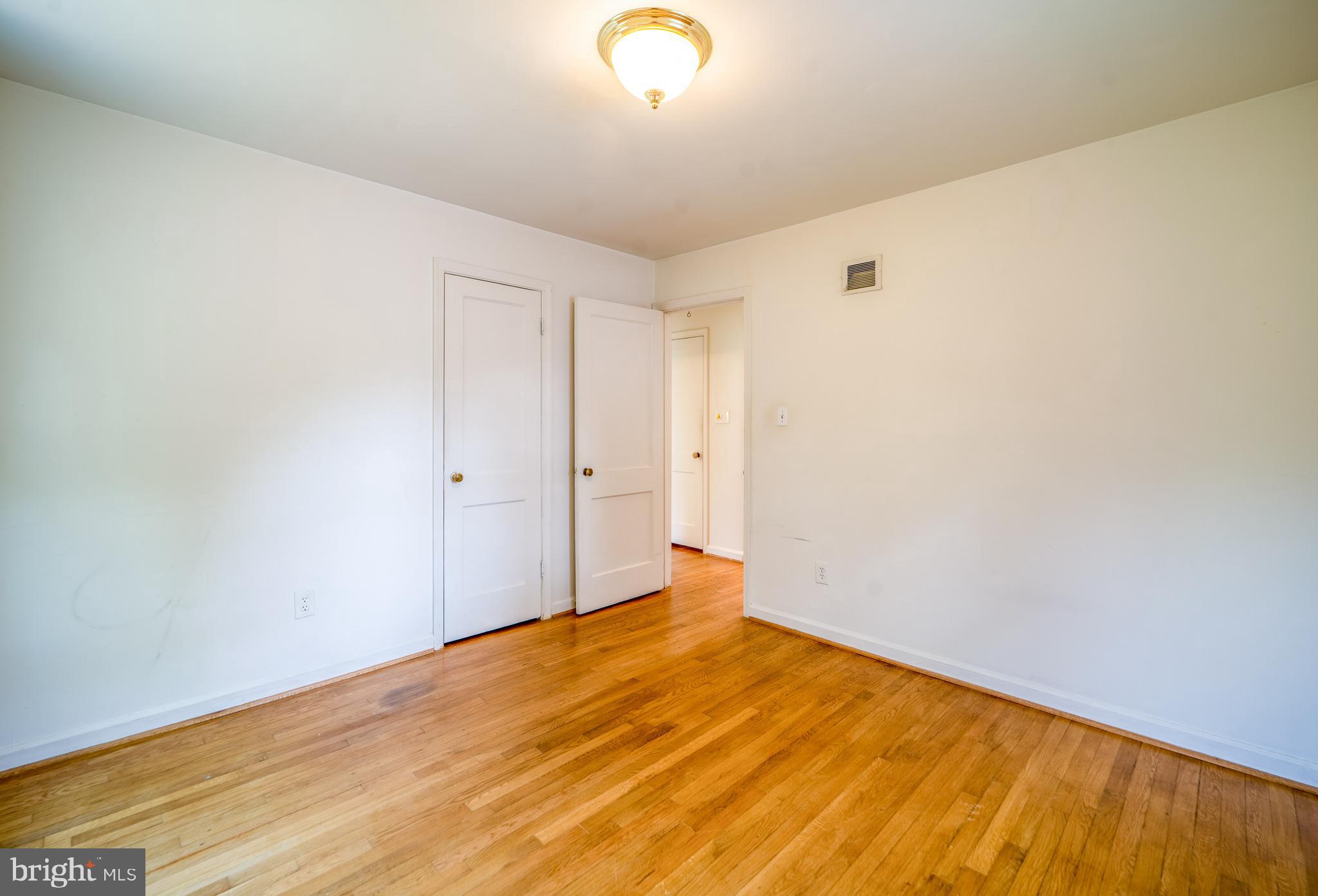 WEST LAWN - Residential Lease