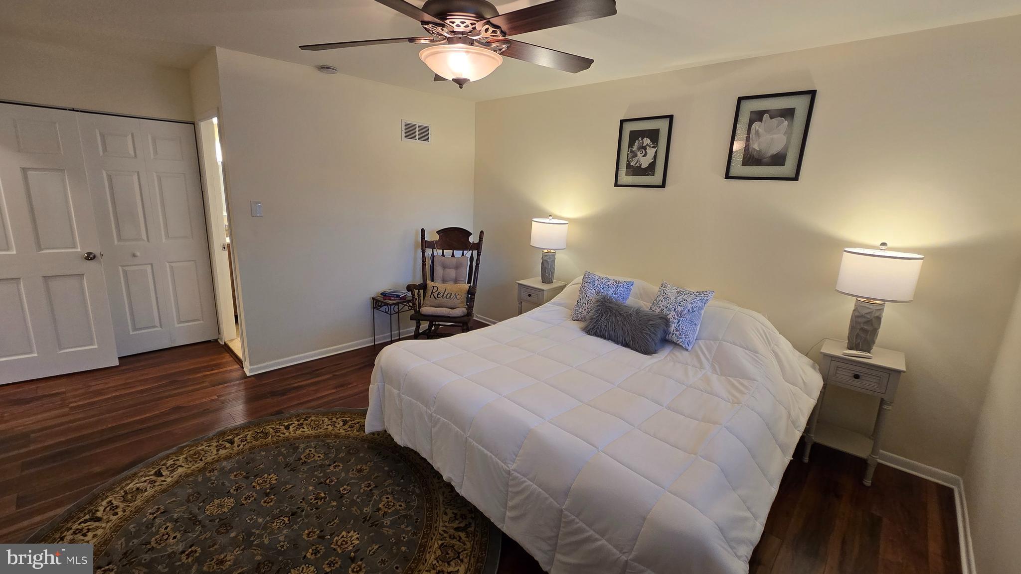 INTERNATIONAL VIL - Residential Lease