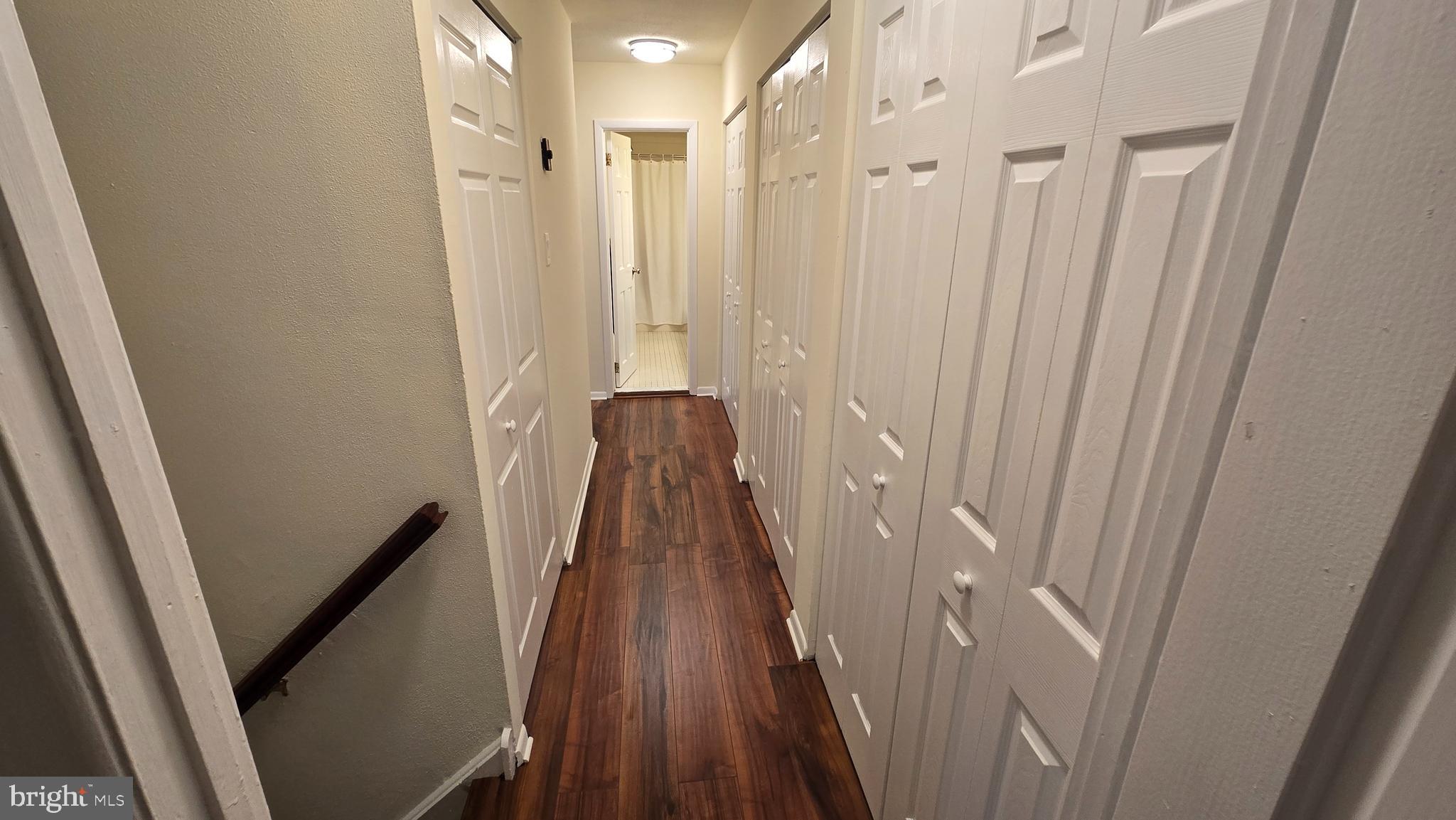 INTERNATIONAL VIL - Residential Lease