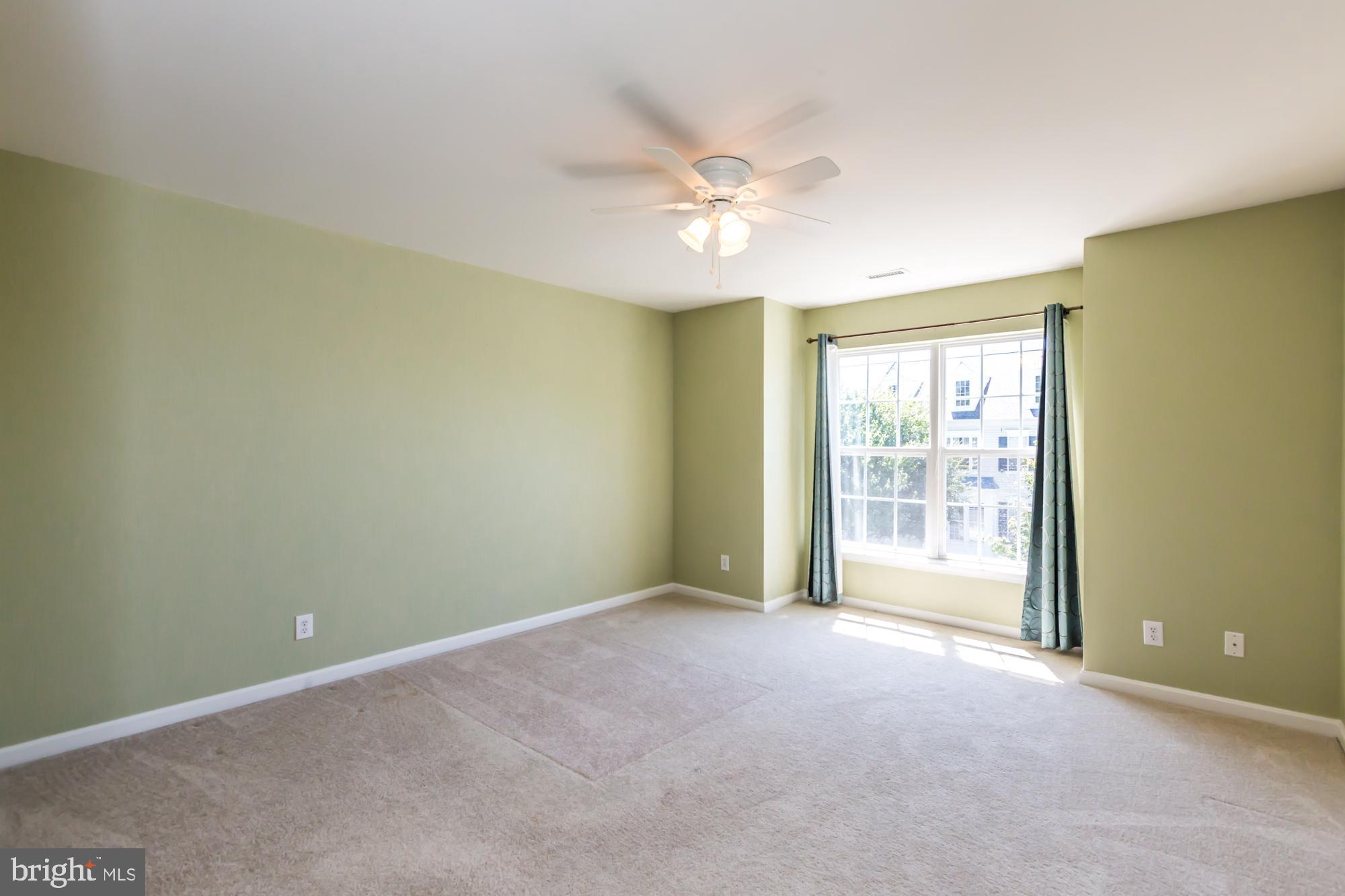 WINDSOR RIDGE - Residential Lease