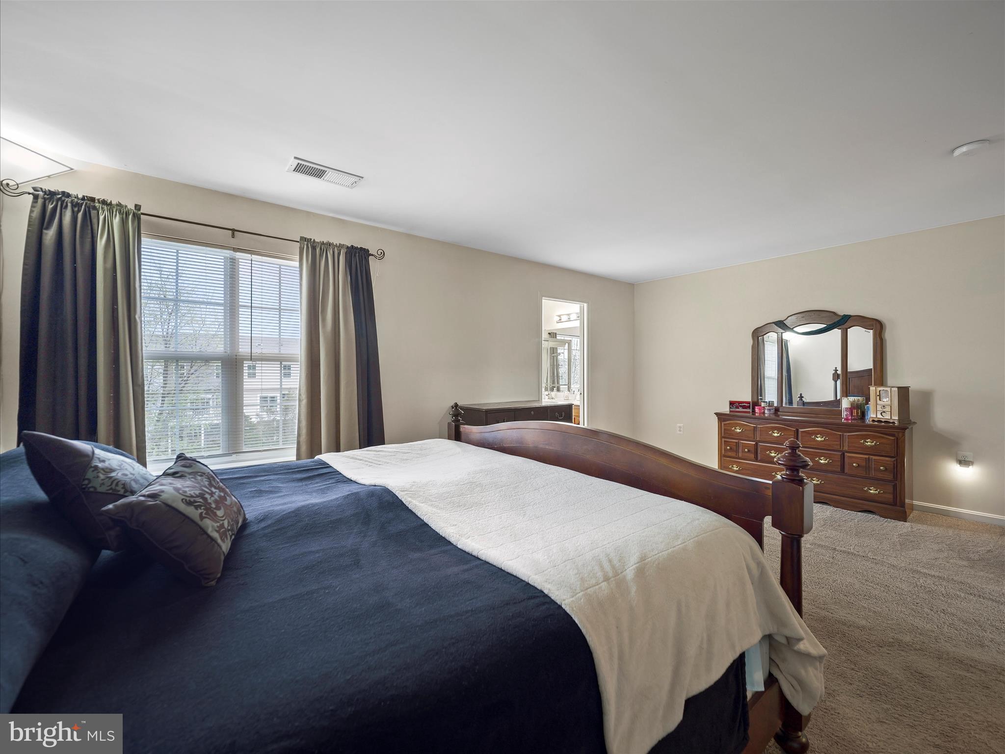 LEE'S RIDGE - Residential