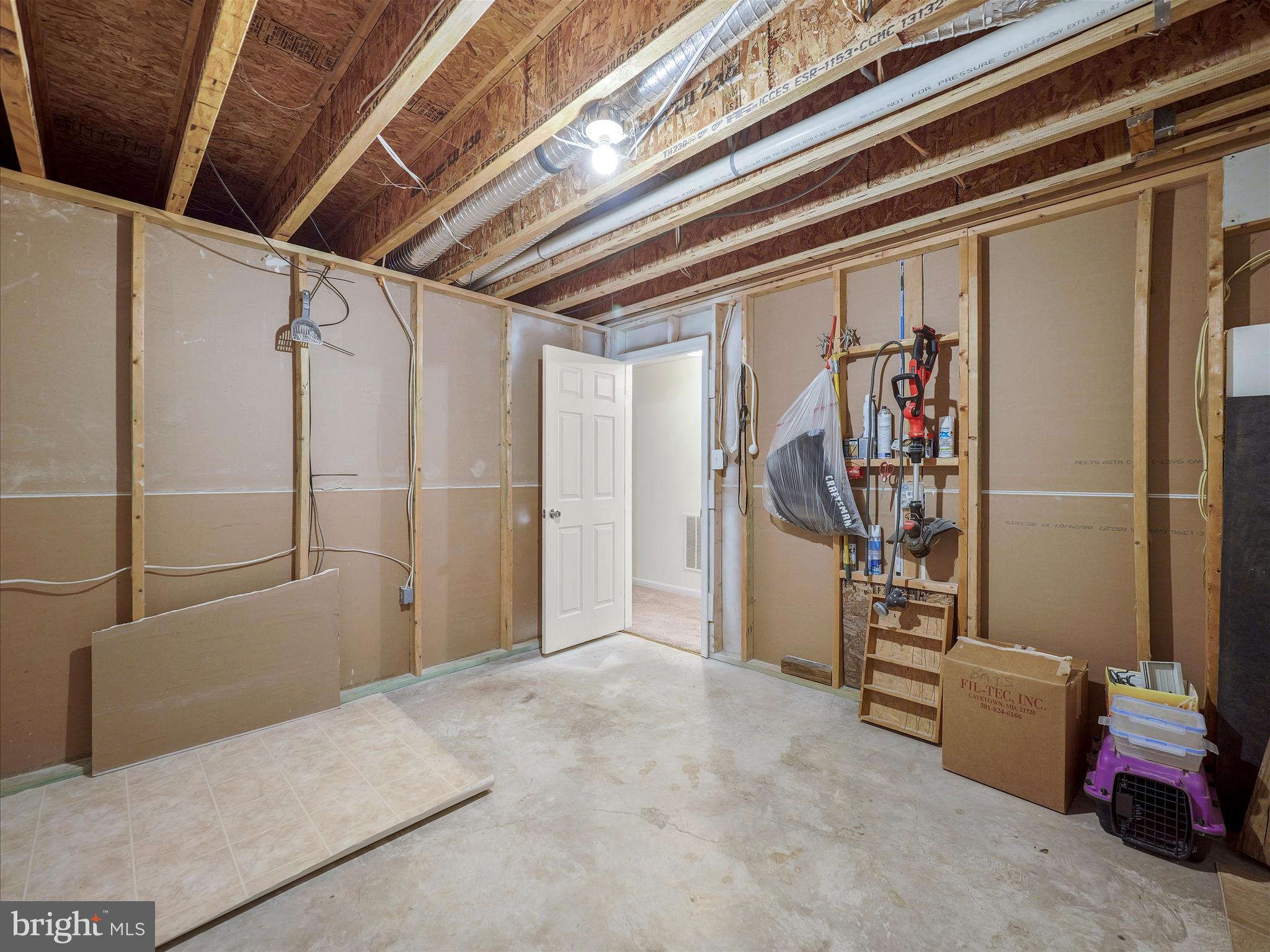 LEE'S RIDGE - Residential