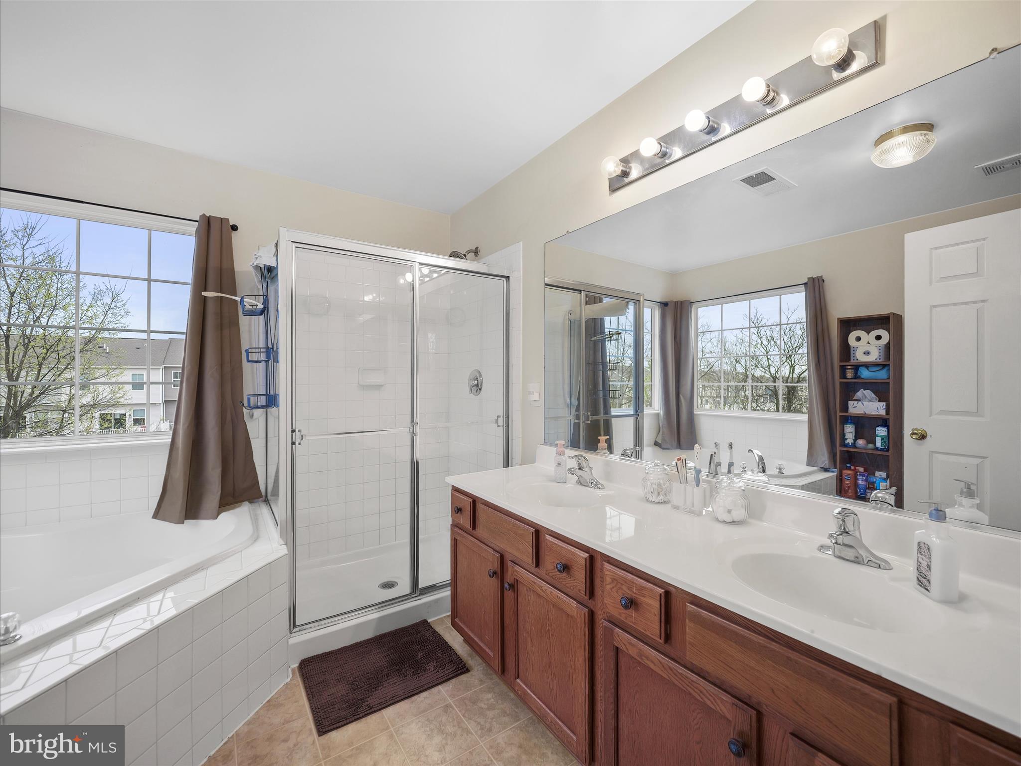 LEE'S RIDGE - Residential