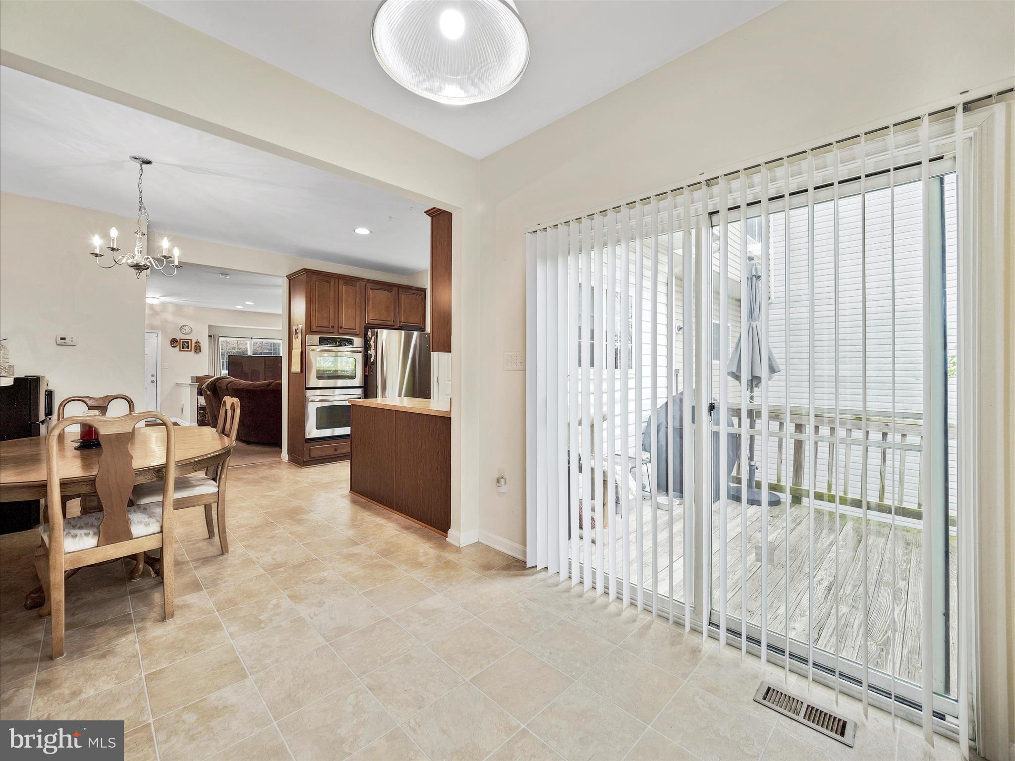 LEE'S RIDGE - Residential