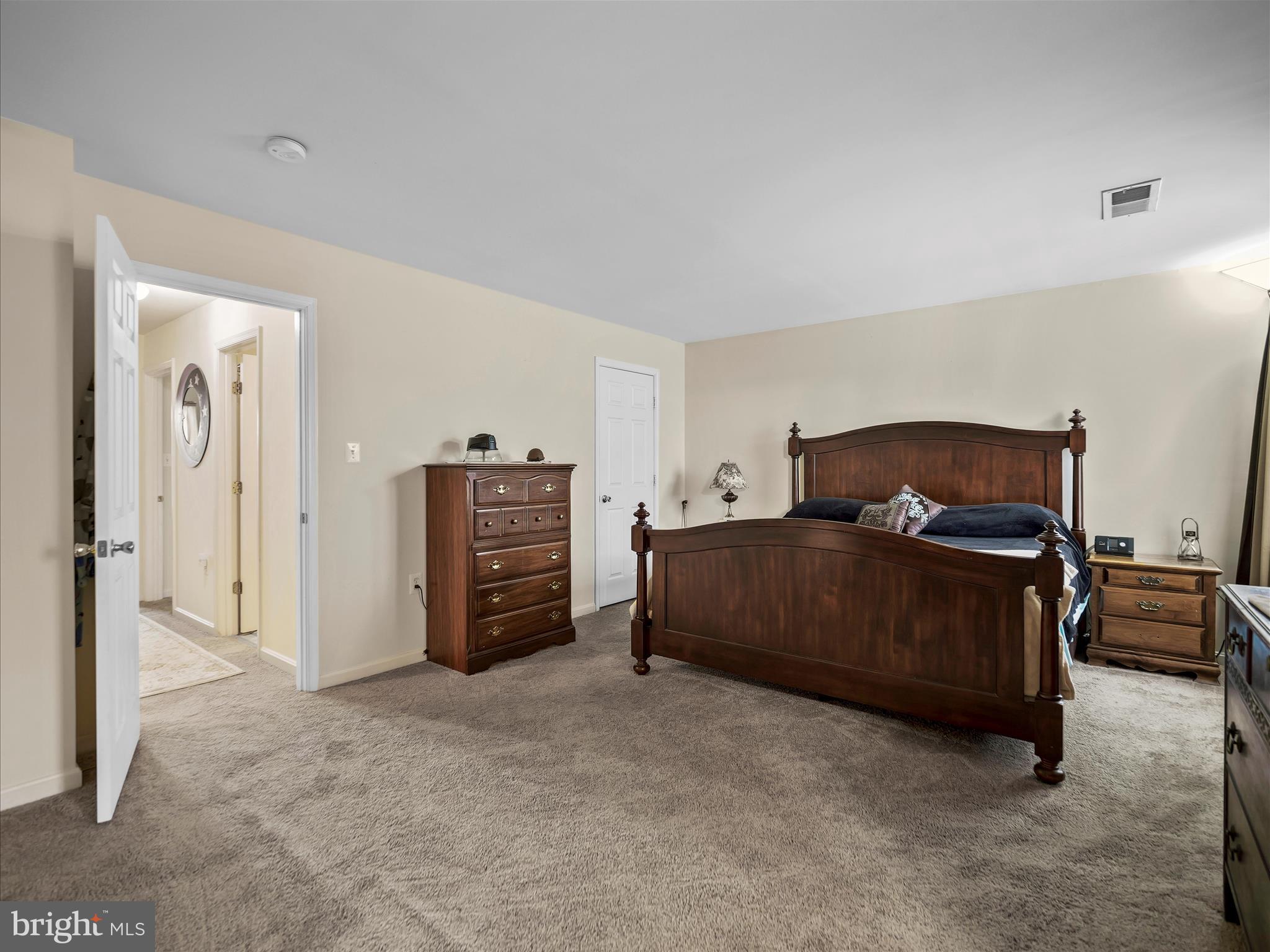 LEE'S RIDGE - Residential